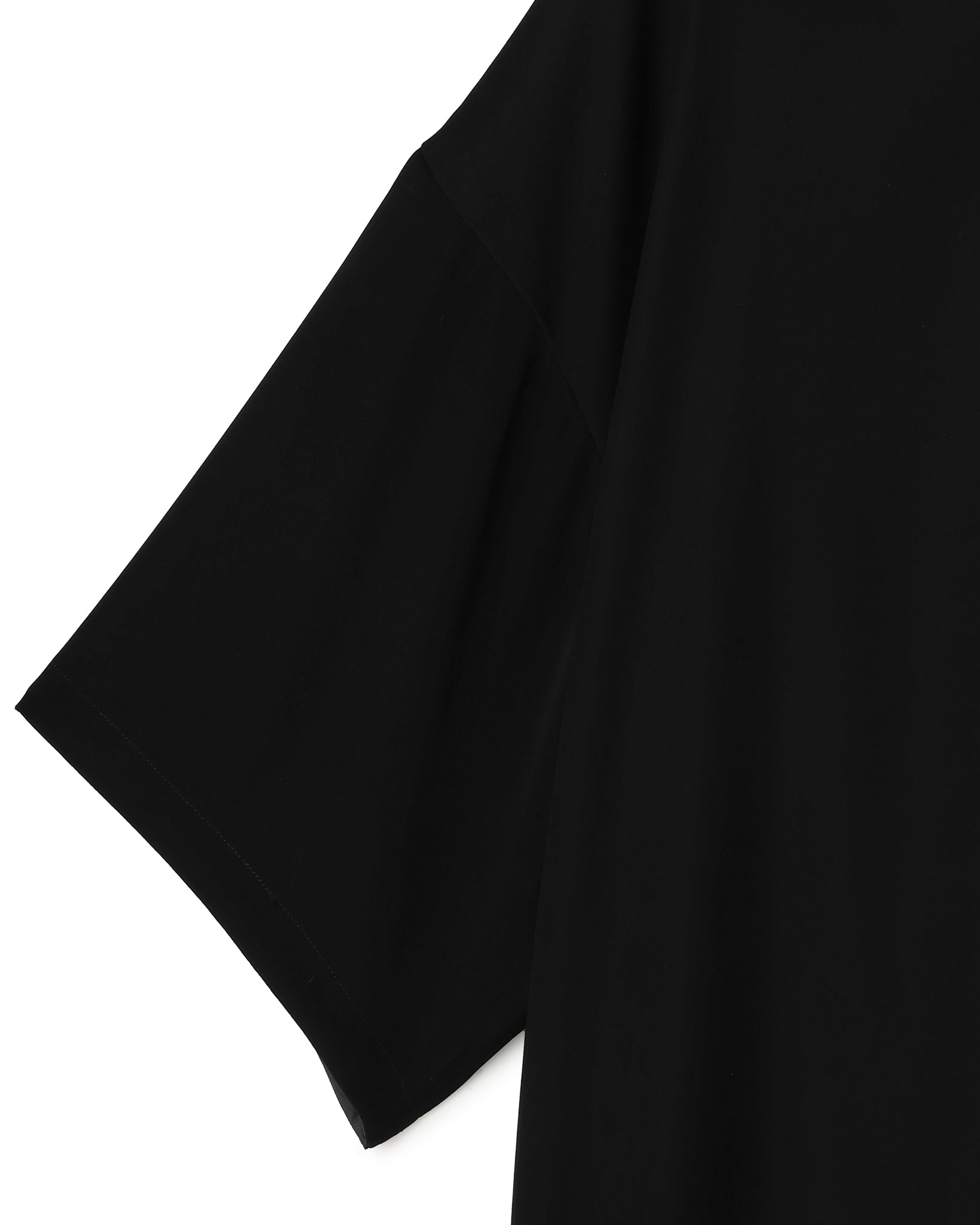 POLYESTER SATIN SHORT SLEEVED BLOUSE(ポリエステルショートスリーブブラウス)|BIYOMA(ビヨーマ)OFFICIAL ONLINE STORE