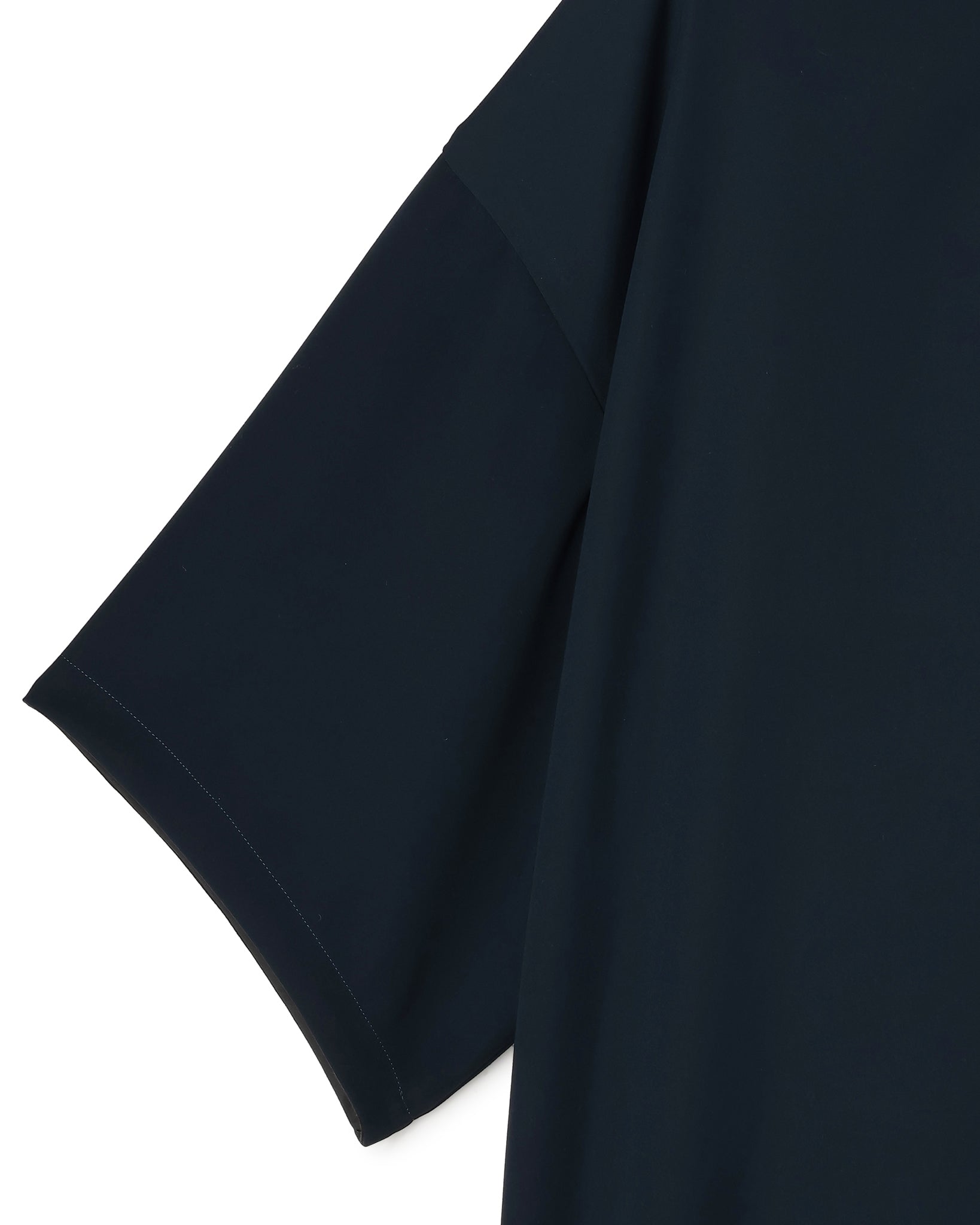 POLYESTER SATIN SHORT SLEEVED BLOUSE(ポリエステルショートスリーブブラウス)|BIYOMA(ビヨーマ)OFFICIAL ONLINE STORE