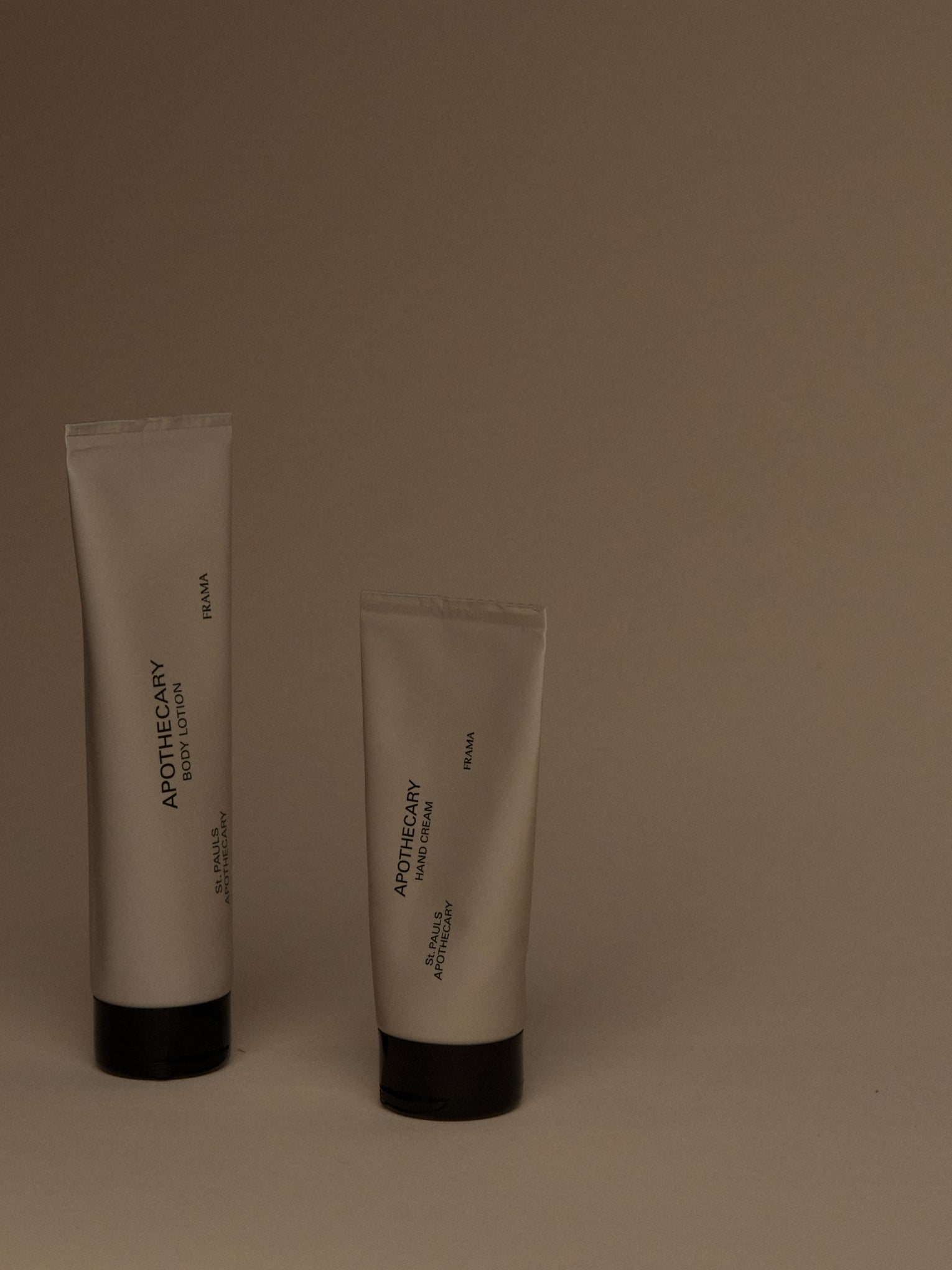FRAMA Apothecary Hand Cream(フラマ アポセカリーハンドクリーム)|BIYOMA(ビヨーマ)OFFICIAL ONLINE STORE