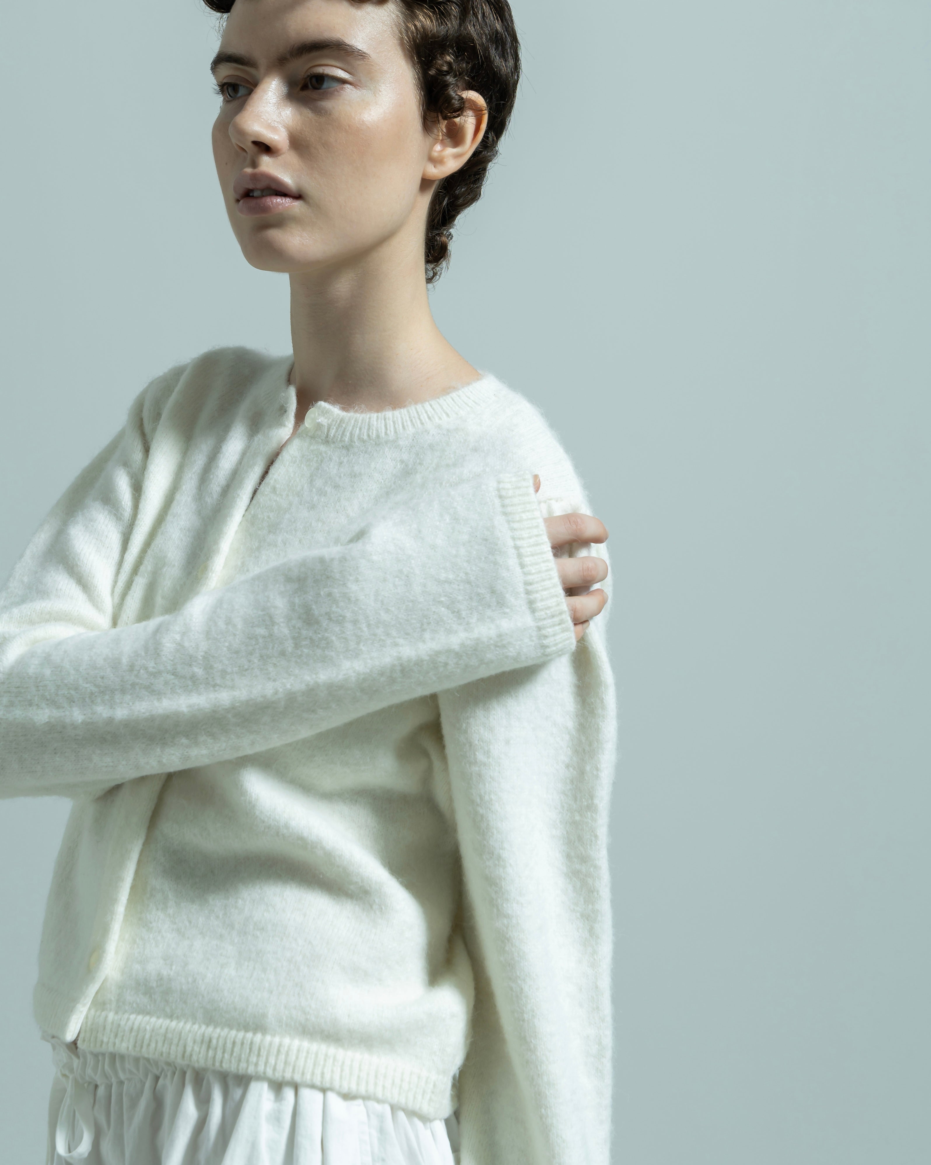 NYLON ACRYLIC KNIT CARDIGAN(ナイロンアクリルニットカーディガン)|BIYOMA(ビヨーマ)OFFICIAL ONLINE STORE