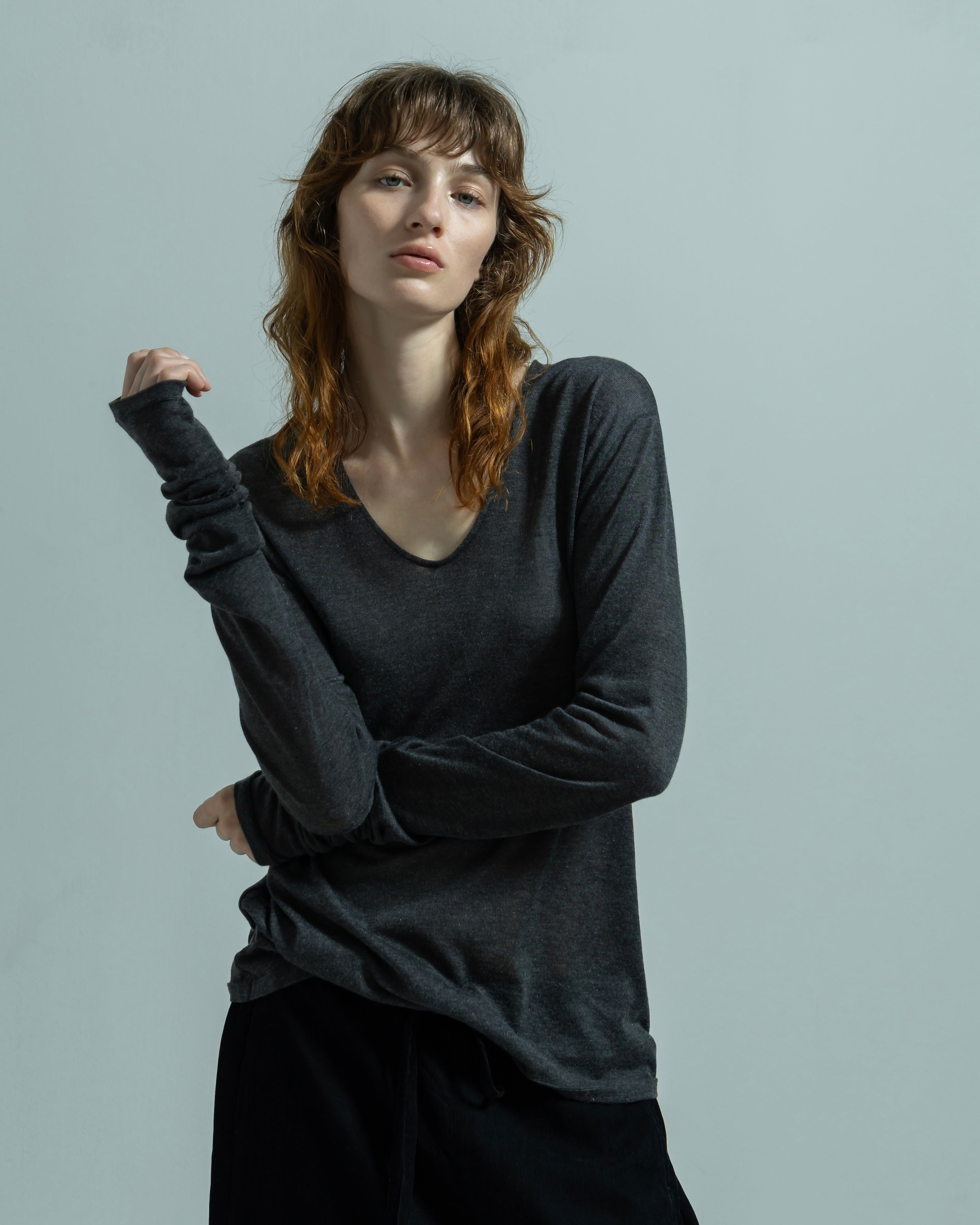 LYOCELL CASHMERE V NECK KNIT PULLOVER(リヨセルカシミヤブイネックプルオーバー)|BIYOMA(ビヨーマ)OFFICIAL ONLINE STORE