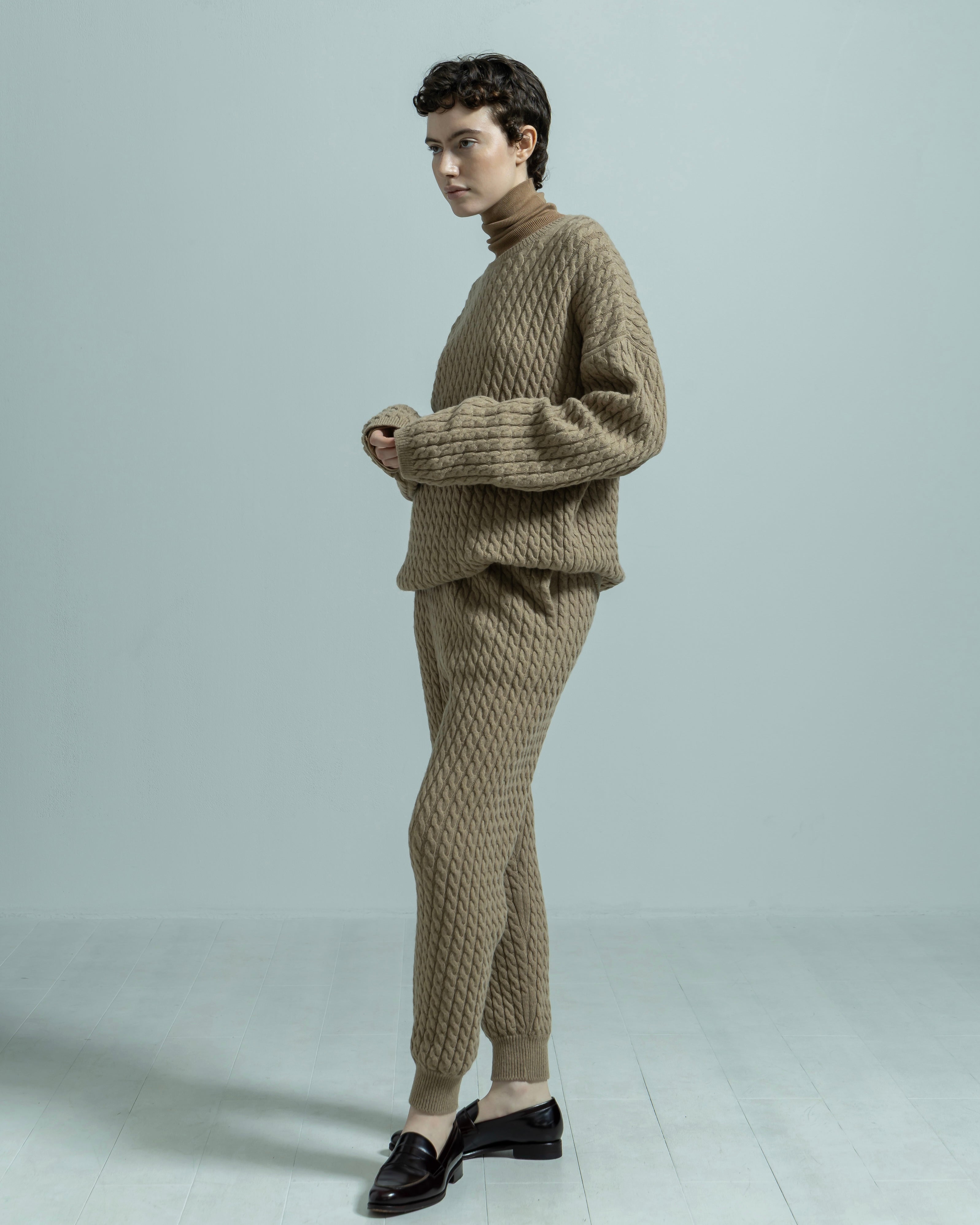 WOOL NYLON CABLE KNIT PANTS(ウールナイロンケーブルニットパンツ)|BIYOMA(ビヨーマ)OFFICIAL ONLINE STORE