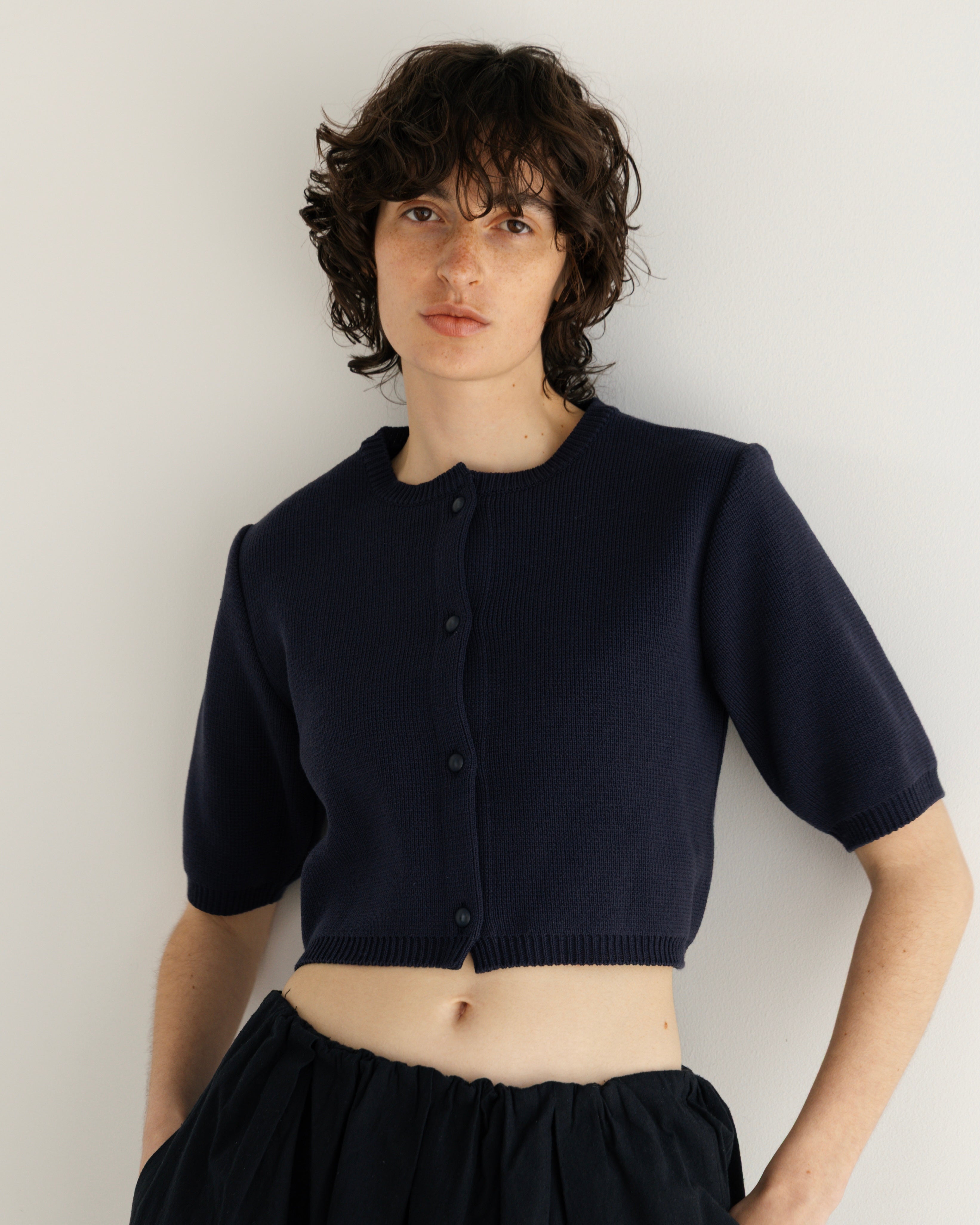 COTTON ACRYLIC SHORT SLEEVE KNIT CARDIGAN(コットンアクリルショートスリーブニットカーディガン)|BIYOMA(ビヨーマ)OFFICIAL ONLINE STORE