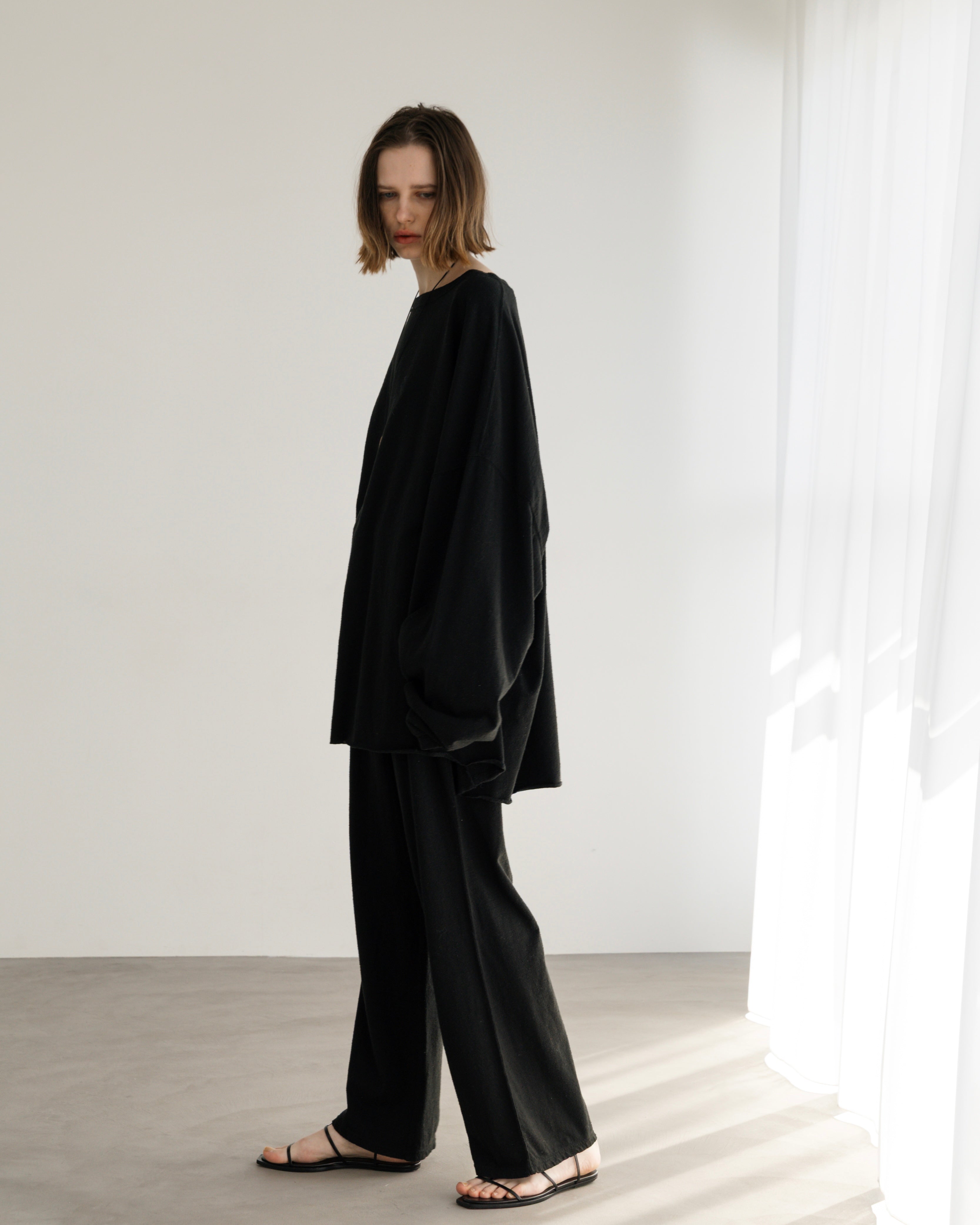 COTTON SILK LOOSE SILHOUETTE PANTS(コットンシルクルーズシルエットパンツ)|BIYOMA(ビヨーマ)OFFICIAL ONLINE STORE