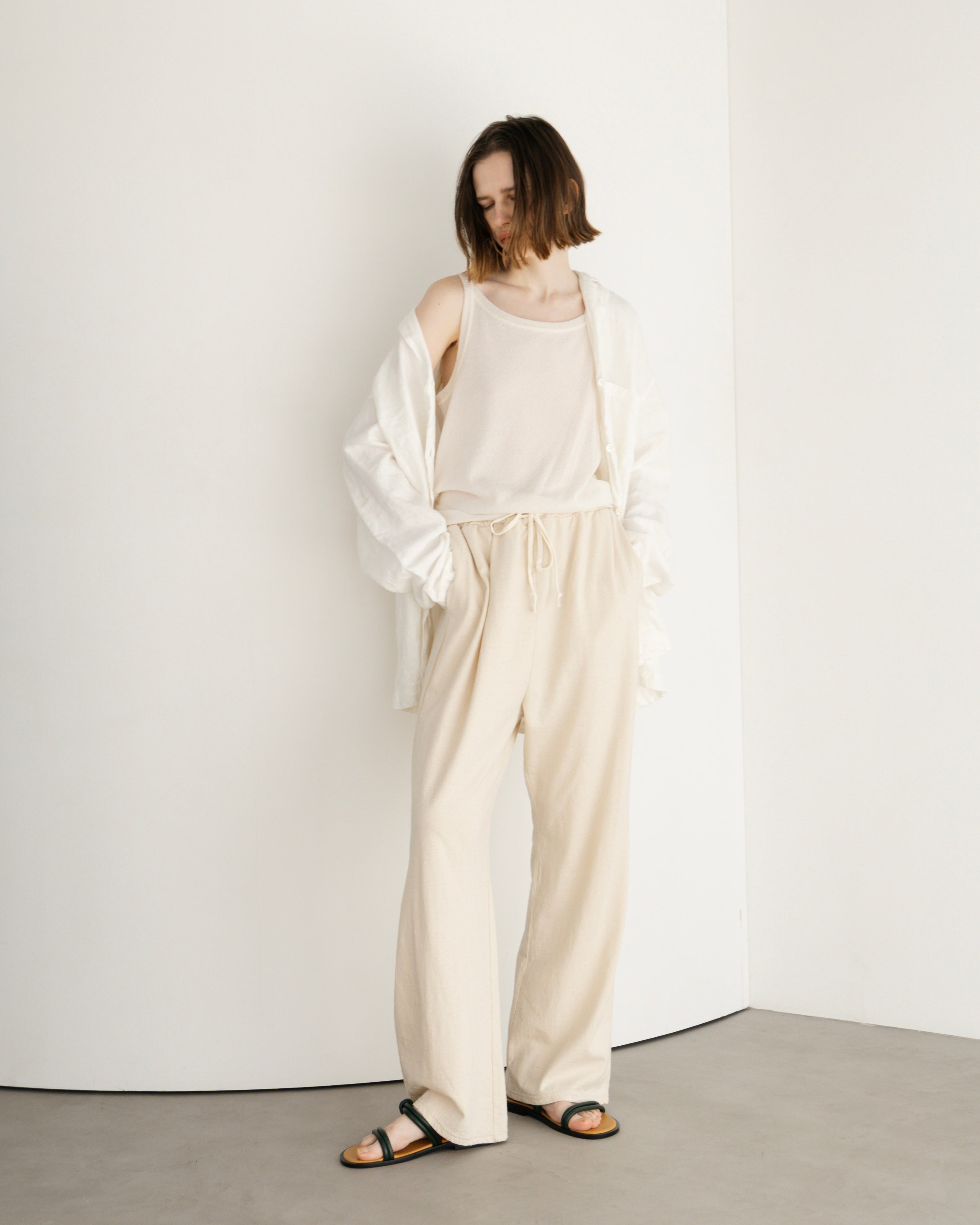 POLYESTER POWDERY KNIT CAMISOLE(ポリエステルパウダリーニットキャミソール)|BIYOMA(ビヨーマ)OFFICIAL ONLINE STORE