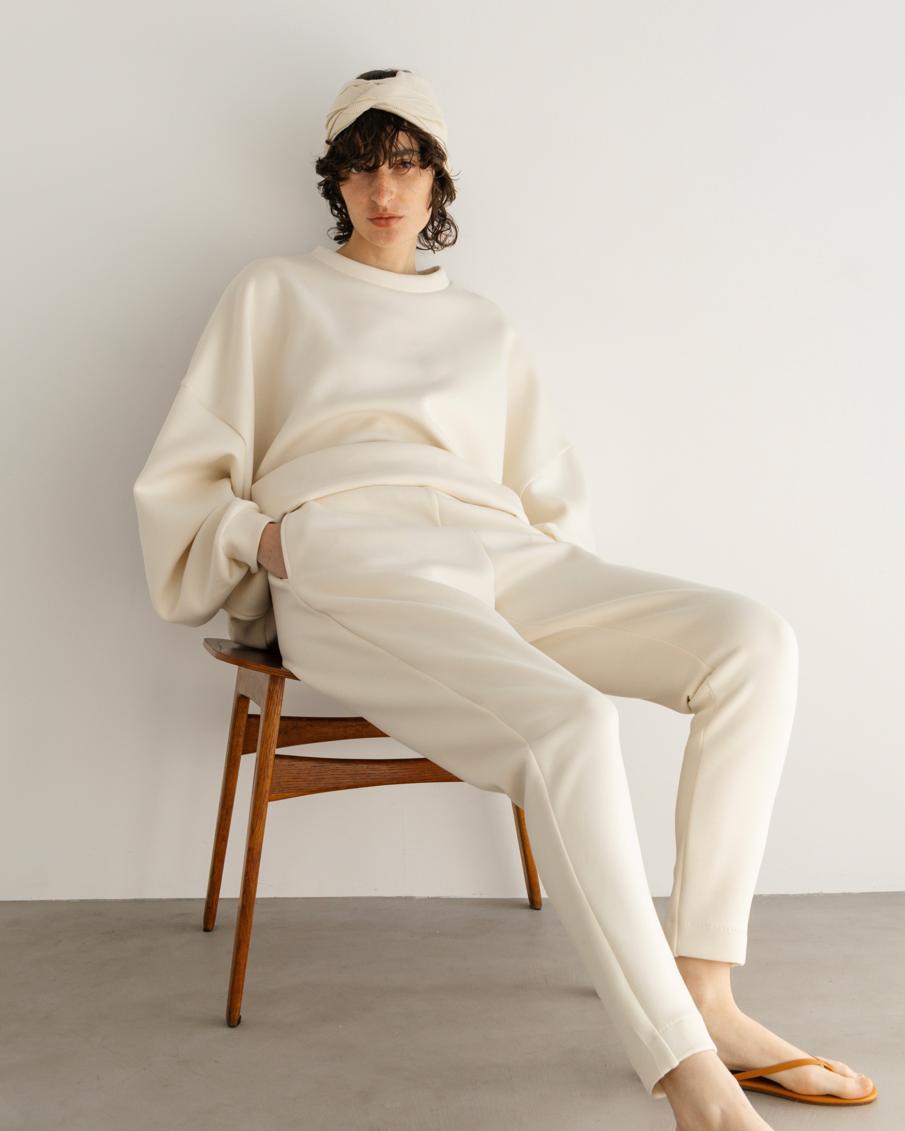 SCUBA KNIT JOGGERS(スキューバニットジョガー)|BIYOMA(ビヨーマ)OFFICIAL ONLINE STORE