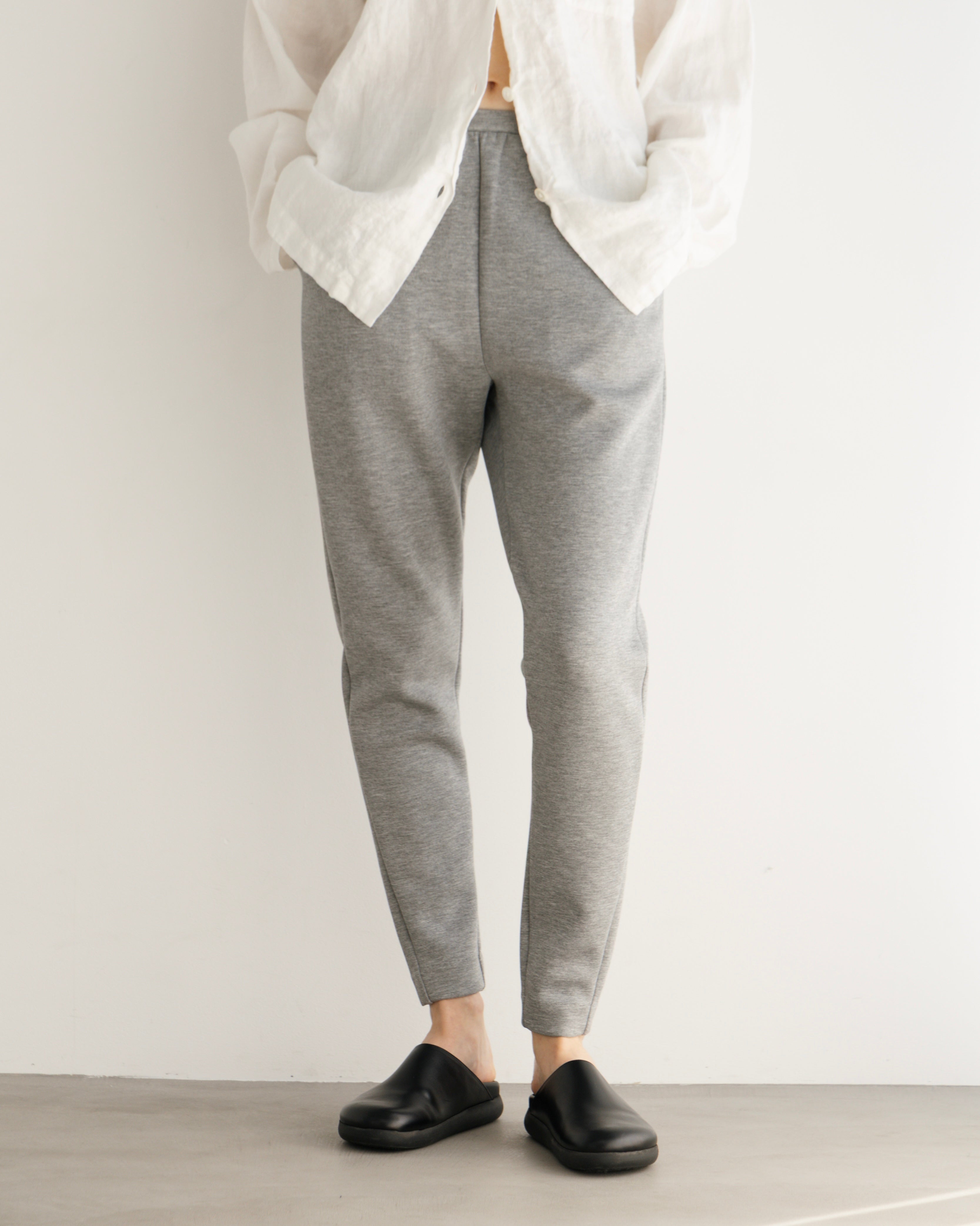 SCUBA KNIT JOGGERS(スキューバニットジョガー)|BIYOMA(ビヨーマ)OFFICIAL ONLINE STORE