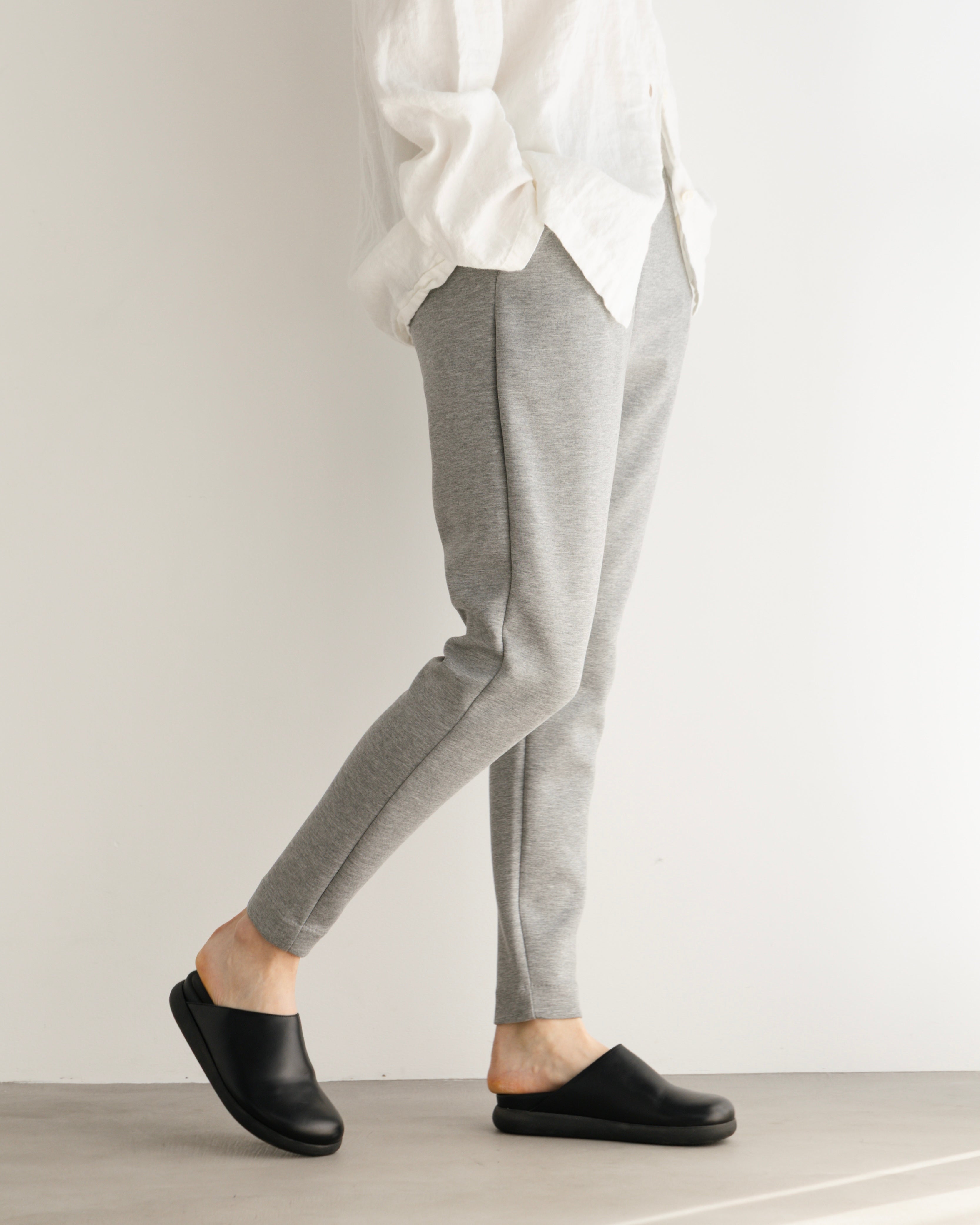 SCUBA KNIT JOGGERS(スキューバニットジョガー)|BIYOMA(ビヨーマ)OFFICIAL ONLINE STORE
