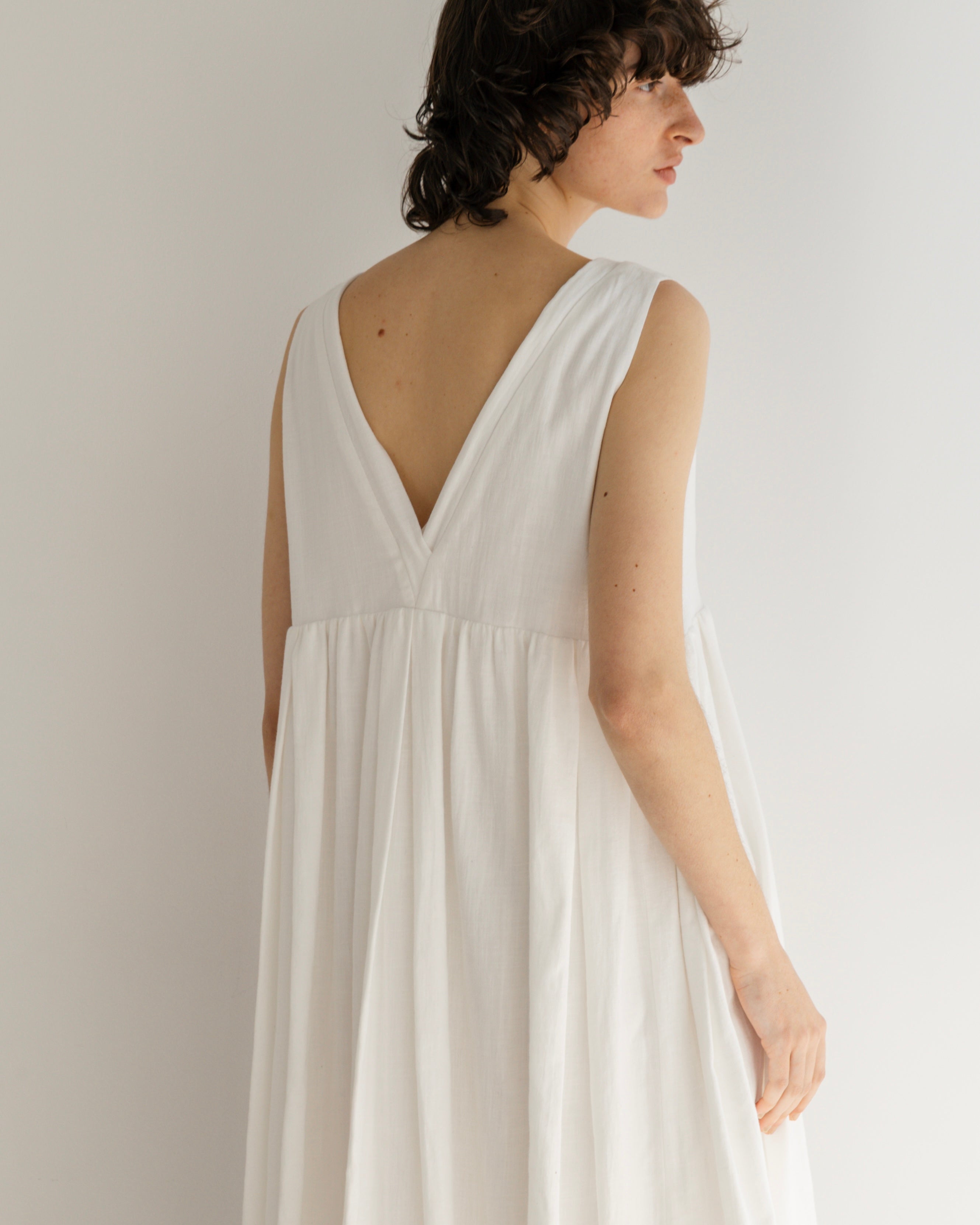 COTTON GATHERED DRESS(コットンギャザードドレス)|BIYOMA(ビヨーマ)OFFICIAL ONLINE STORE
