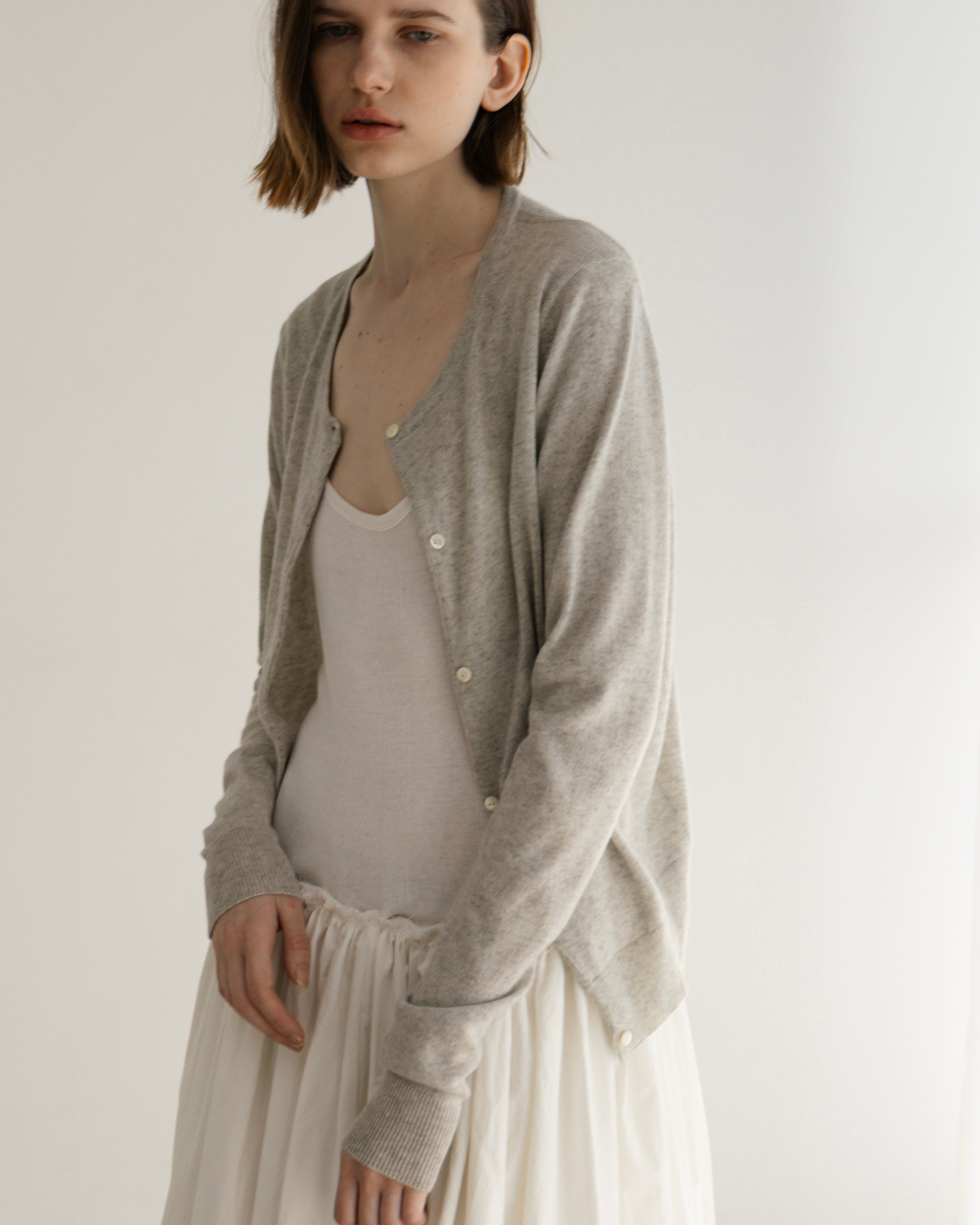 CASHMERE SILK KNIT CARDIGAN(カシミヤシルクニットカーディガン)|BIYOMA(ビヨーマ)OFFICIAL ONLINE STORE