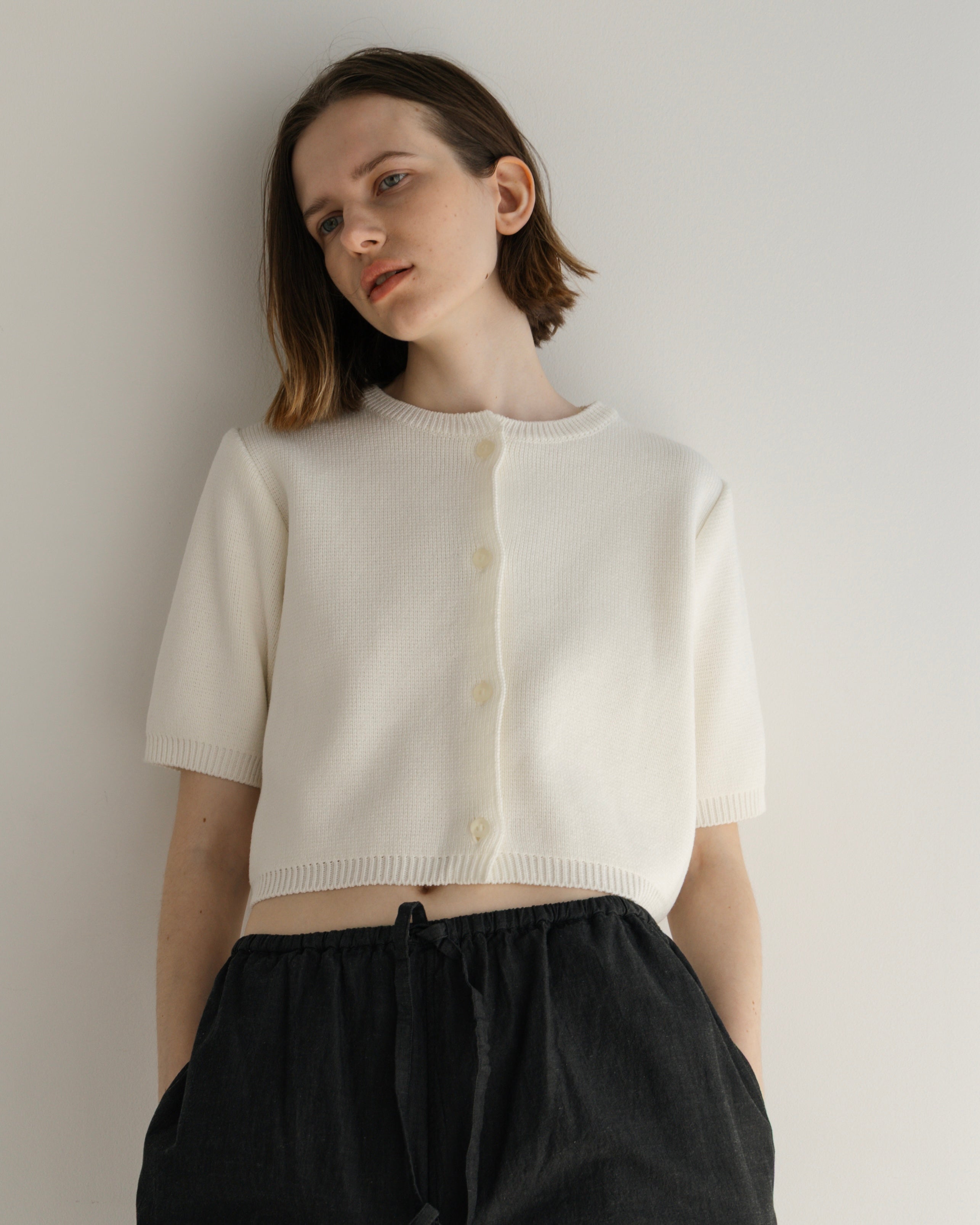 COTTON ACRYLIC SHORT SLEEVE KNIT CARDIGAN(コットンアクリルショートスリーブニットカーディガン)|BIYOMA(ビヨーマ)OFFICIAL ONLINE STORE