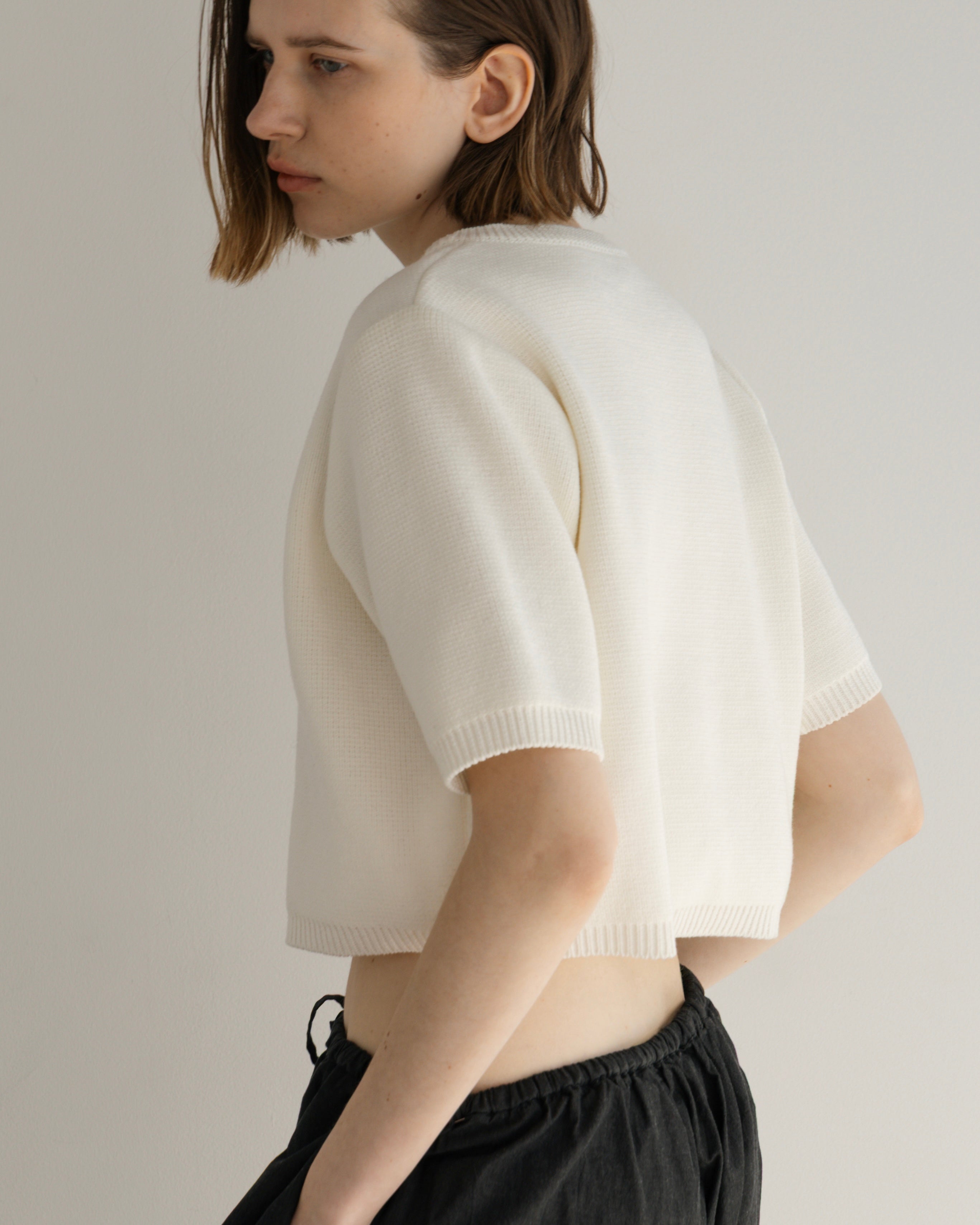 COTTON ACRYLIC SHORT SLEEVE KNIT CARDIGAN(コットンアクリルショートスリーブニットカーディガン)|BIYOMA(ビヨーマ)OFFICIAL ONLINE STORE