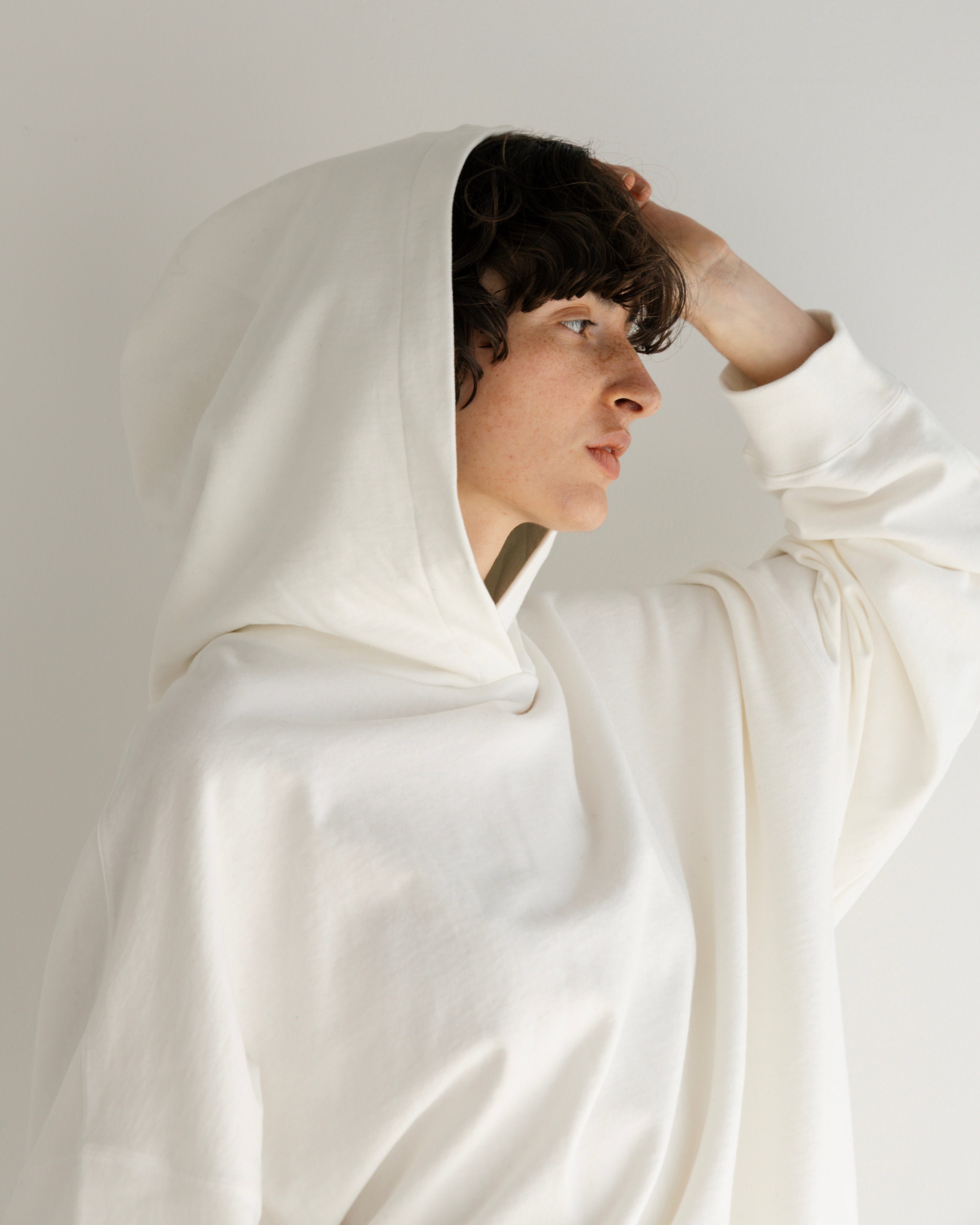 HIGH TWISTED COTTON HOODIE(ハイツイストコットンフーディー)|BIYOMA(ビヨーマ)OFFICIAL ONLINE STORE