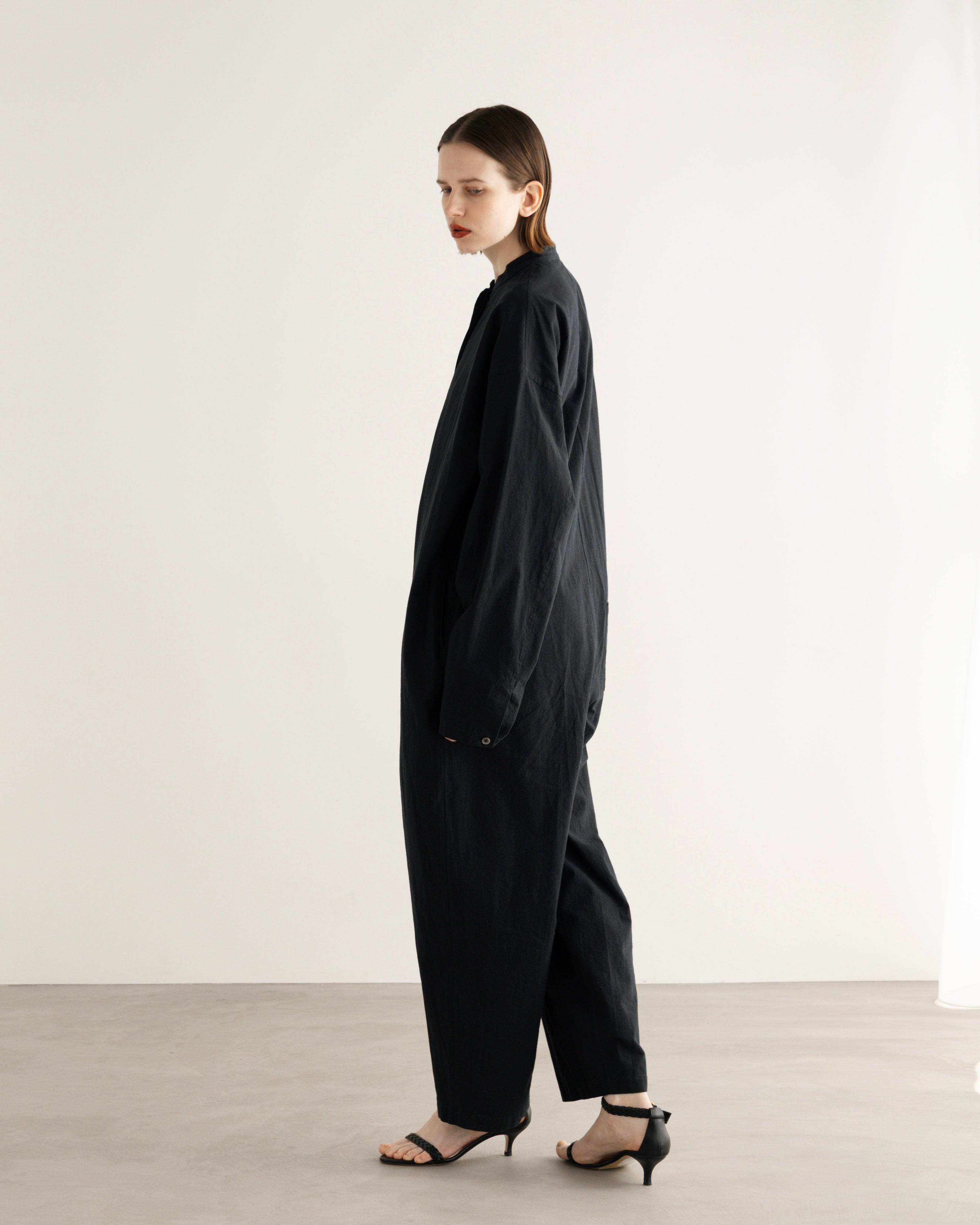 WASHER COTTON JUMP SUIT(ウォッシャーコットンジャンプスーツ)|BIYOMA(ビヨーマ)OFFICIAL ONLINE STORE