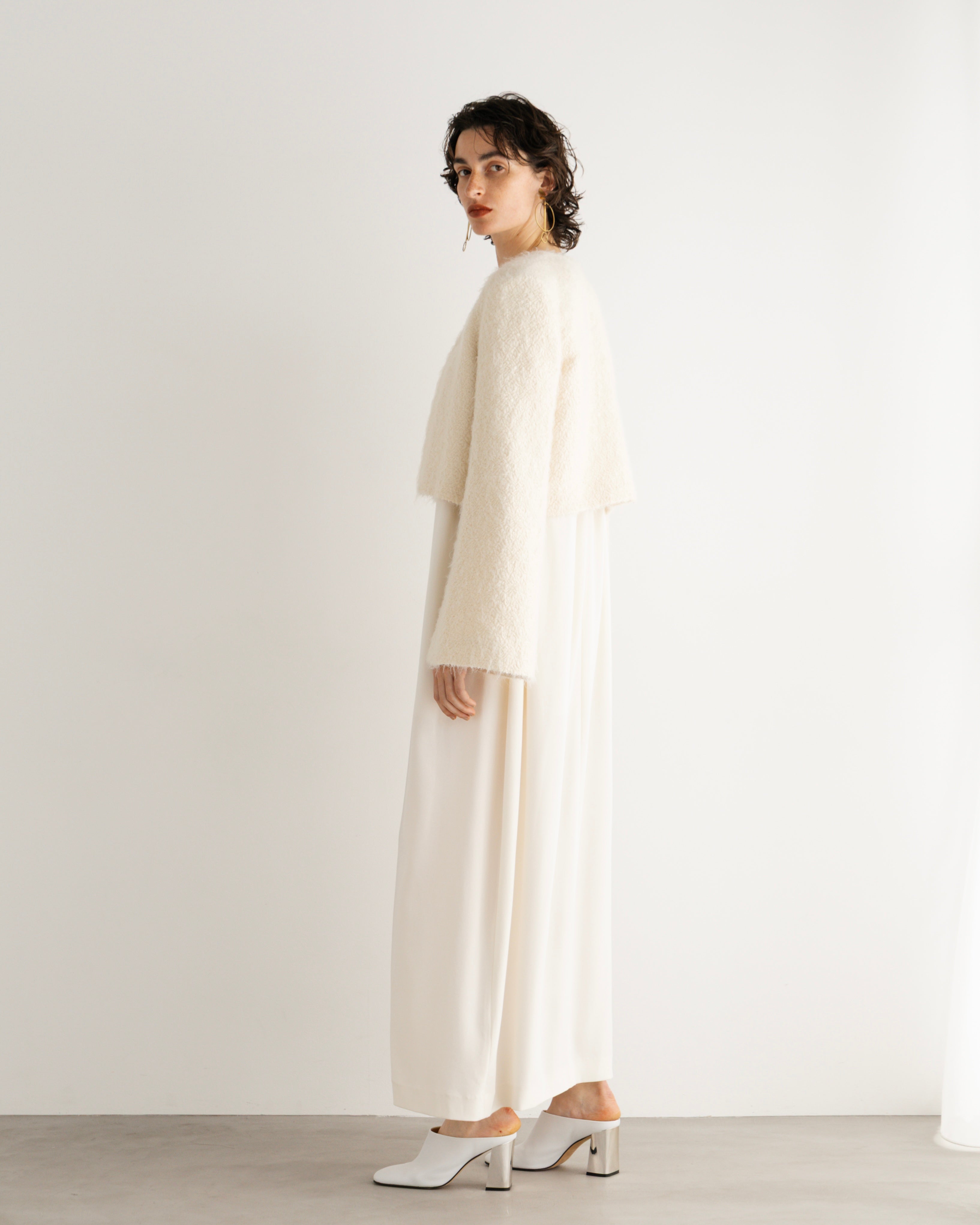 TRI-ACETATE POLYESTER BACK SATIN DRESS (トリアセテートポリエステルバックサテンドレス)|BIYOMA(ビヨーマ)OFFICIAL ONLINE STORE