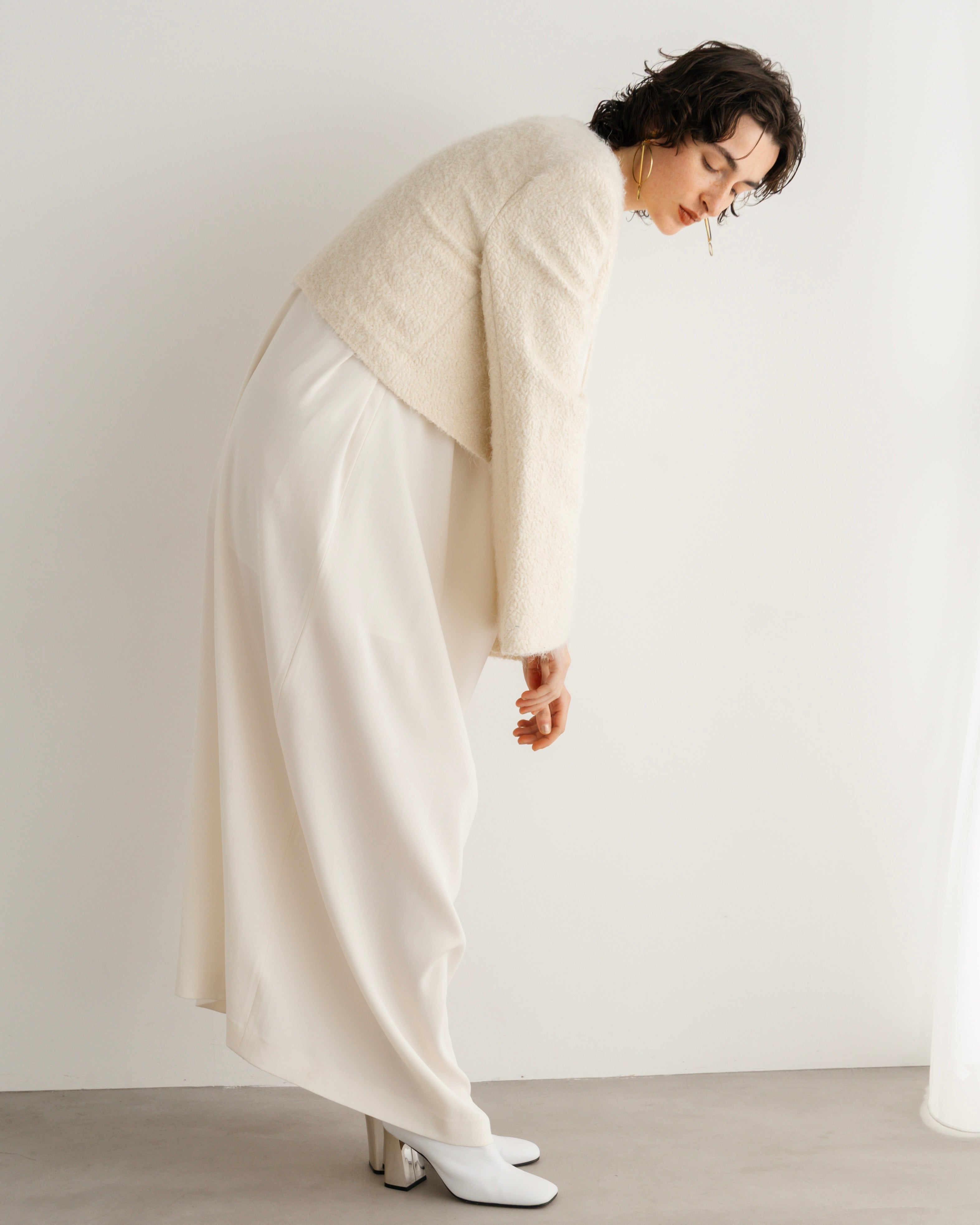 TRI-ACETATE POLYESTER BACK SATIN DRESS (トリアセテートポリエステルバックサテンドレス)|BIYOMA(ビヨーマ)OFFICIAL ONLINE STORE