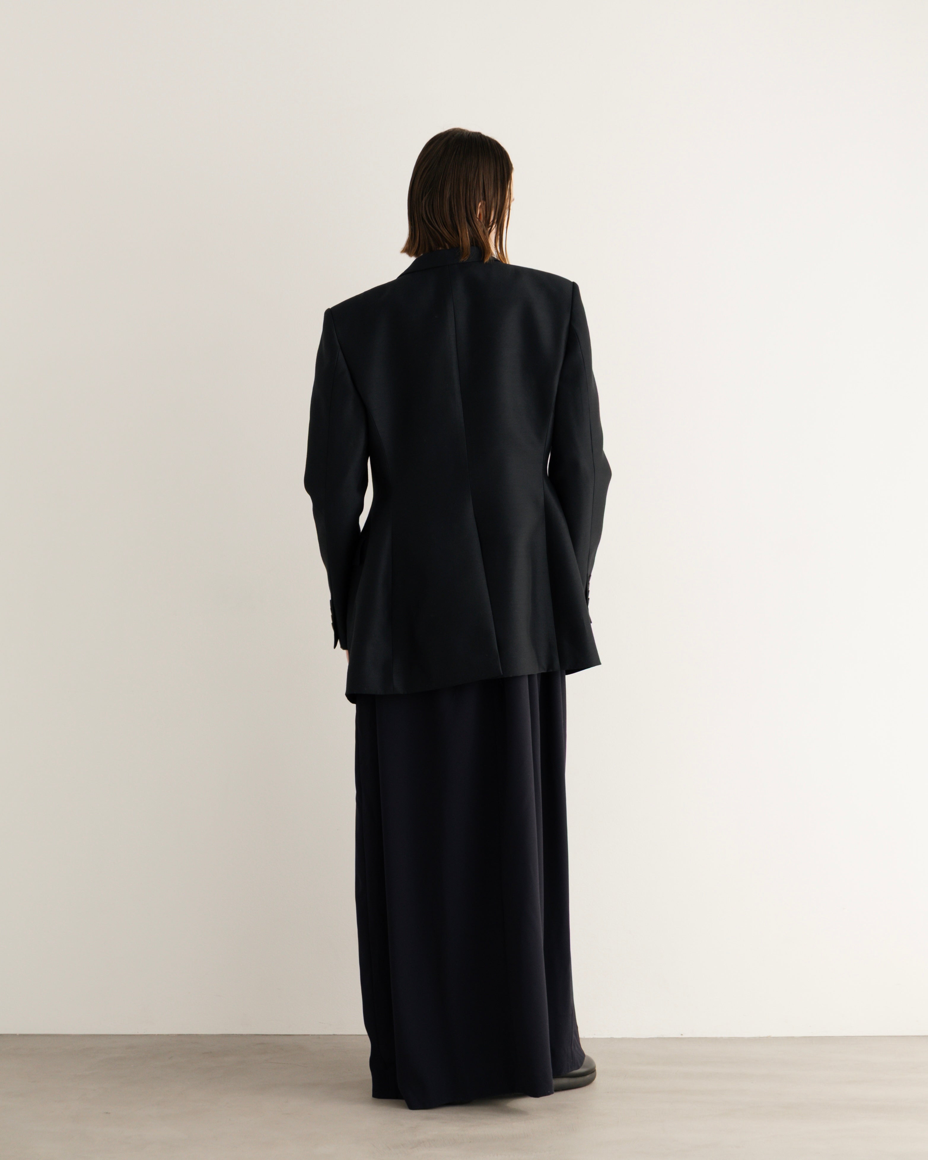 TRI-ACETATE POLYESTER BACK SATIN DRESS (トリアセテートポリエステルバックサテンドレス)|BIYOMA(ビヨーマ)OFFICIAL ONLINE STORE