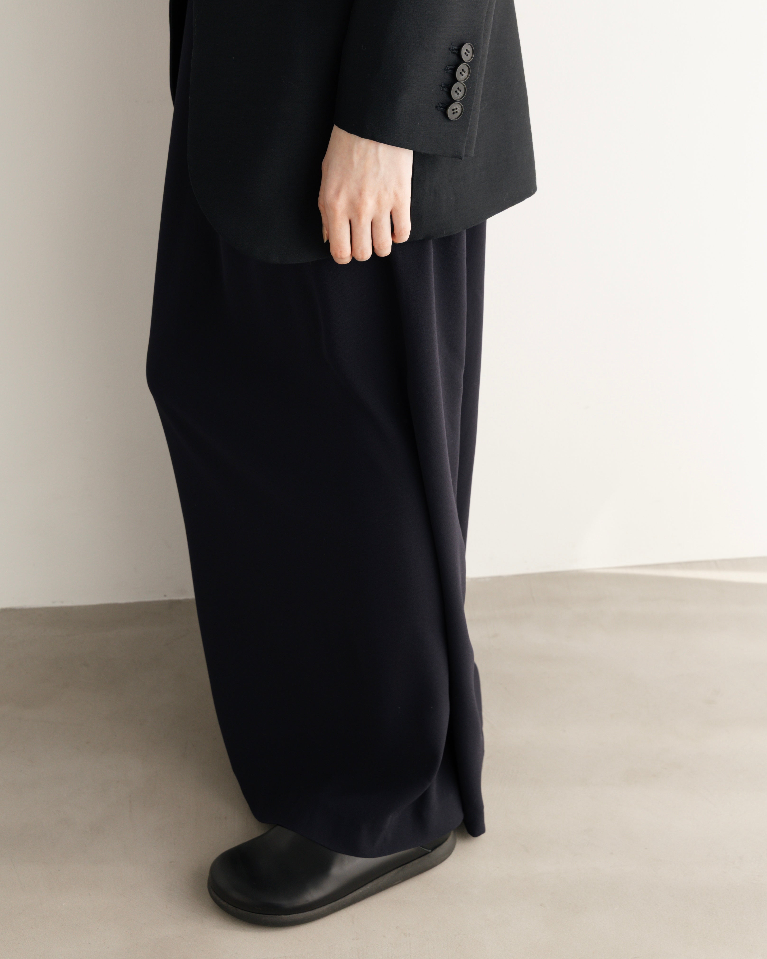 TRI-ACETATE POLYESTER BACK SATIN DRESS (トリアセテートポリエステルバックサテンドレス)|BIYOMA(ビヨーマ)OFFICIAL ONLINE STORE