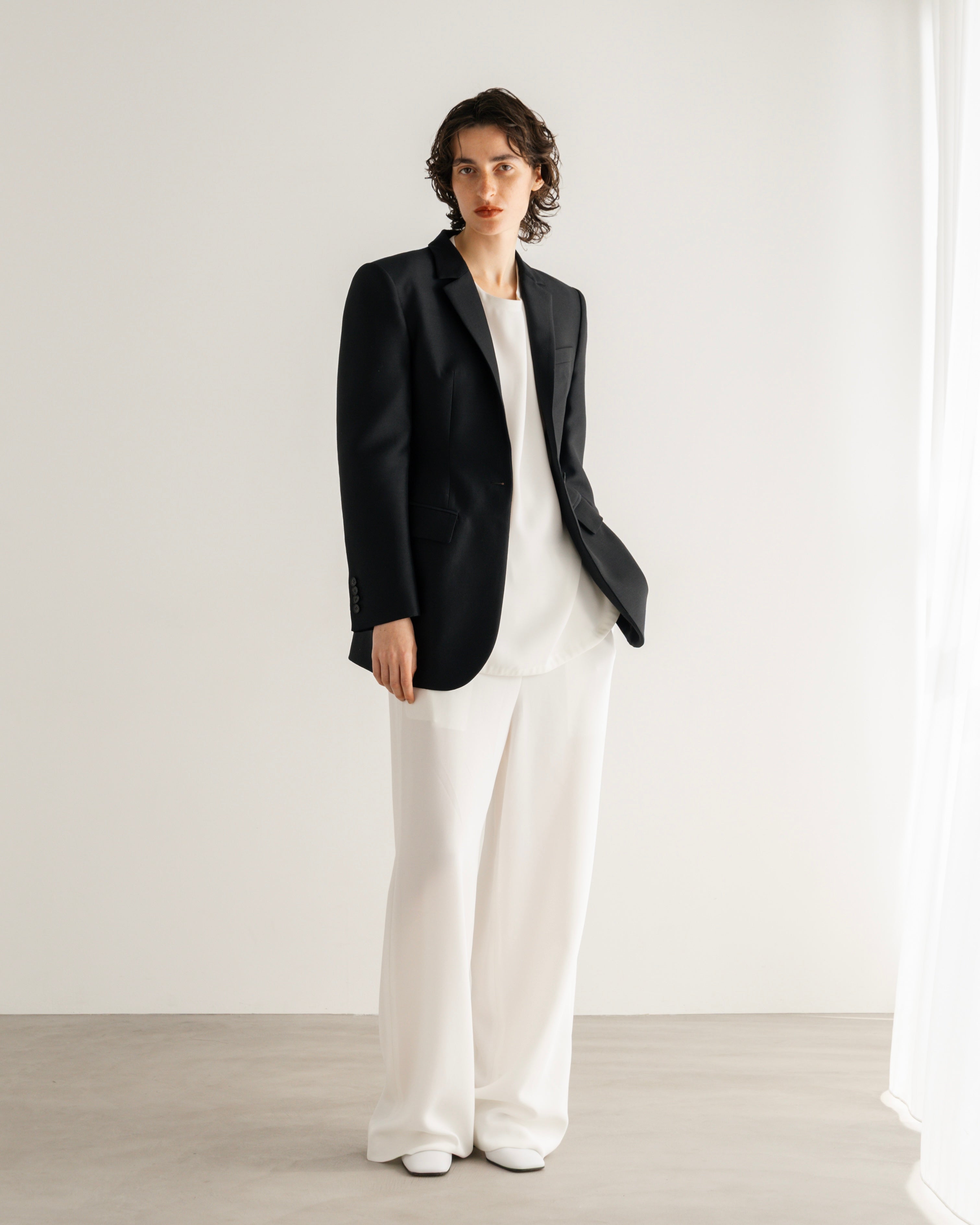 TRI-ACETATE POLYESTER WIDE PANTS(トリアセテートポリエステルワイドパンツ)|BIYOMA(ビヨーマ)OFFICIAL ONLINE STORE