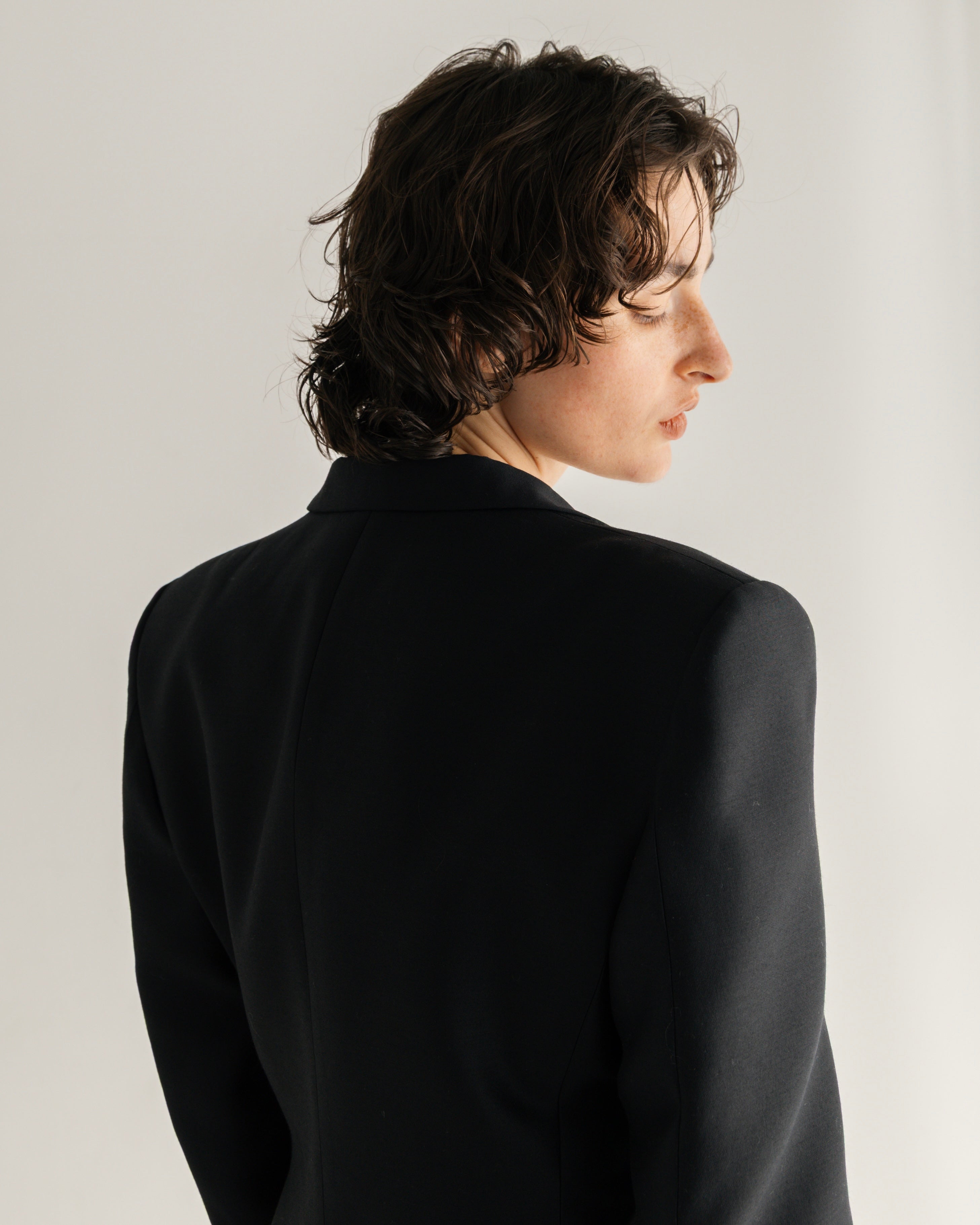 WOOL SILK TAILORED JACKET(ウールシルクテイラードジャケット)|BIYOMA(ビヨーマ)OFFICIAL ONLINE STORE