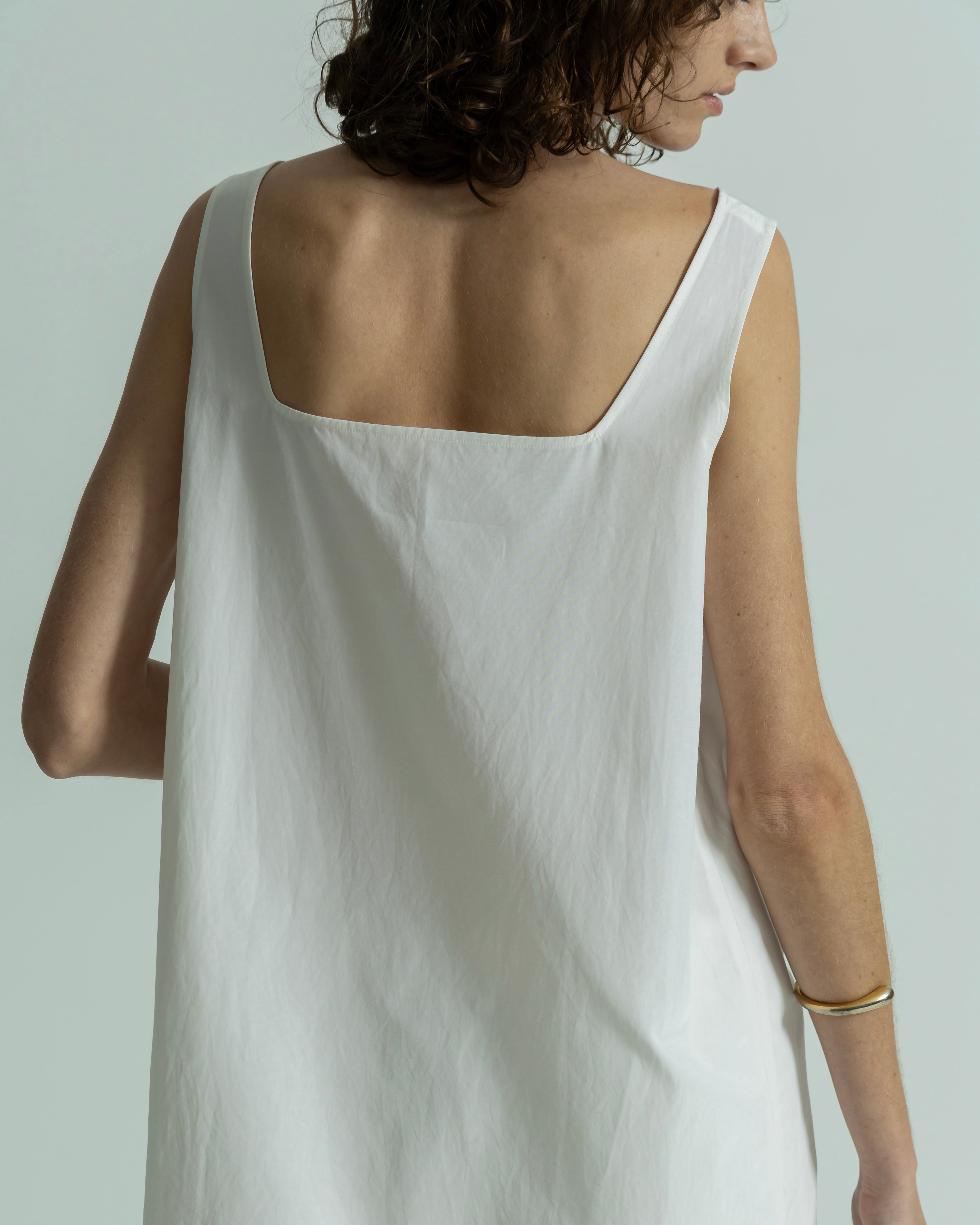 CUPRO COTTON NO SLEEVE TOPS(キュプラノースリーブトップス)|BIYOMA(ビヨーマ)OFFICIAL ONLINE STORE