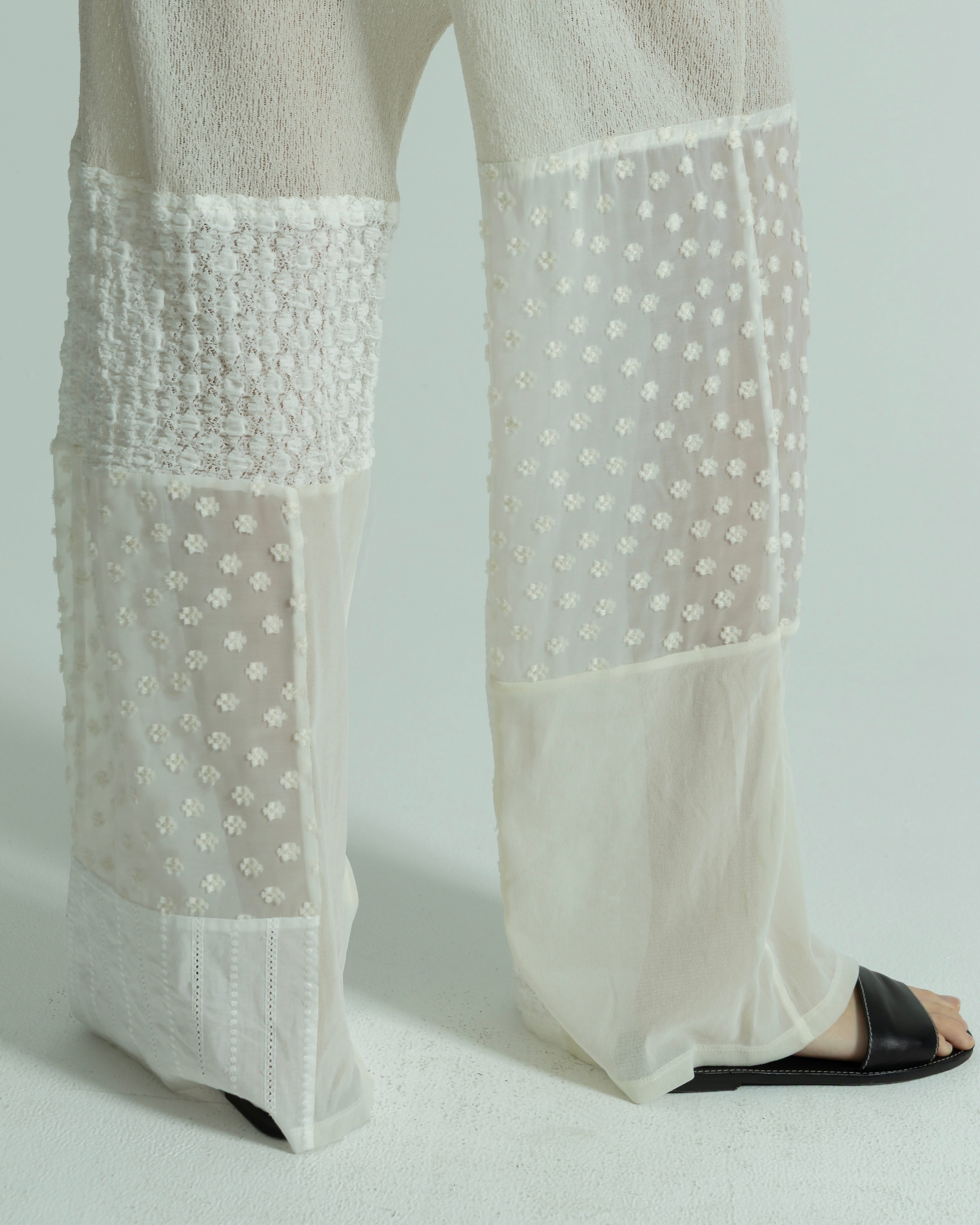 POLYESTER POWDERY KNIT LACE COMBI PANTS(ポリエステルパウダリーニットレースコンビパンツ)|BIYOMA(ビヨーマ)OFFICIAL ONLINE STORE