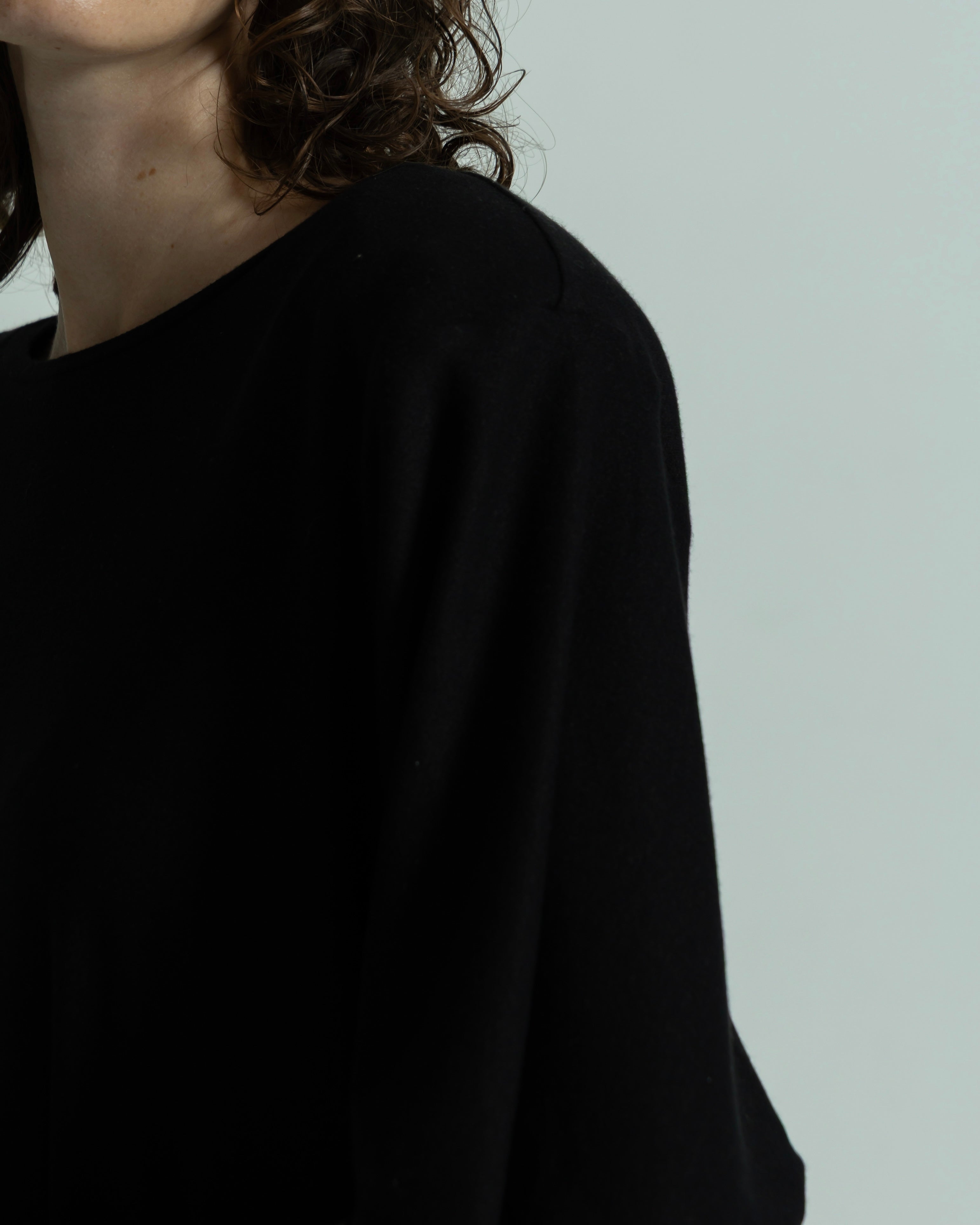 CASHMERE SILK SHORT SLEEVE PULLOVER(カシミヤシルクショートスリーブプルオーバー)|BIYOMA(ビヨーマ)OFFICIAL ONLINE STORE