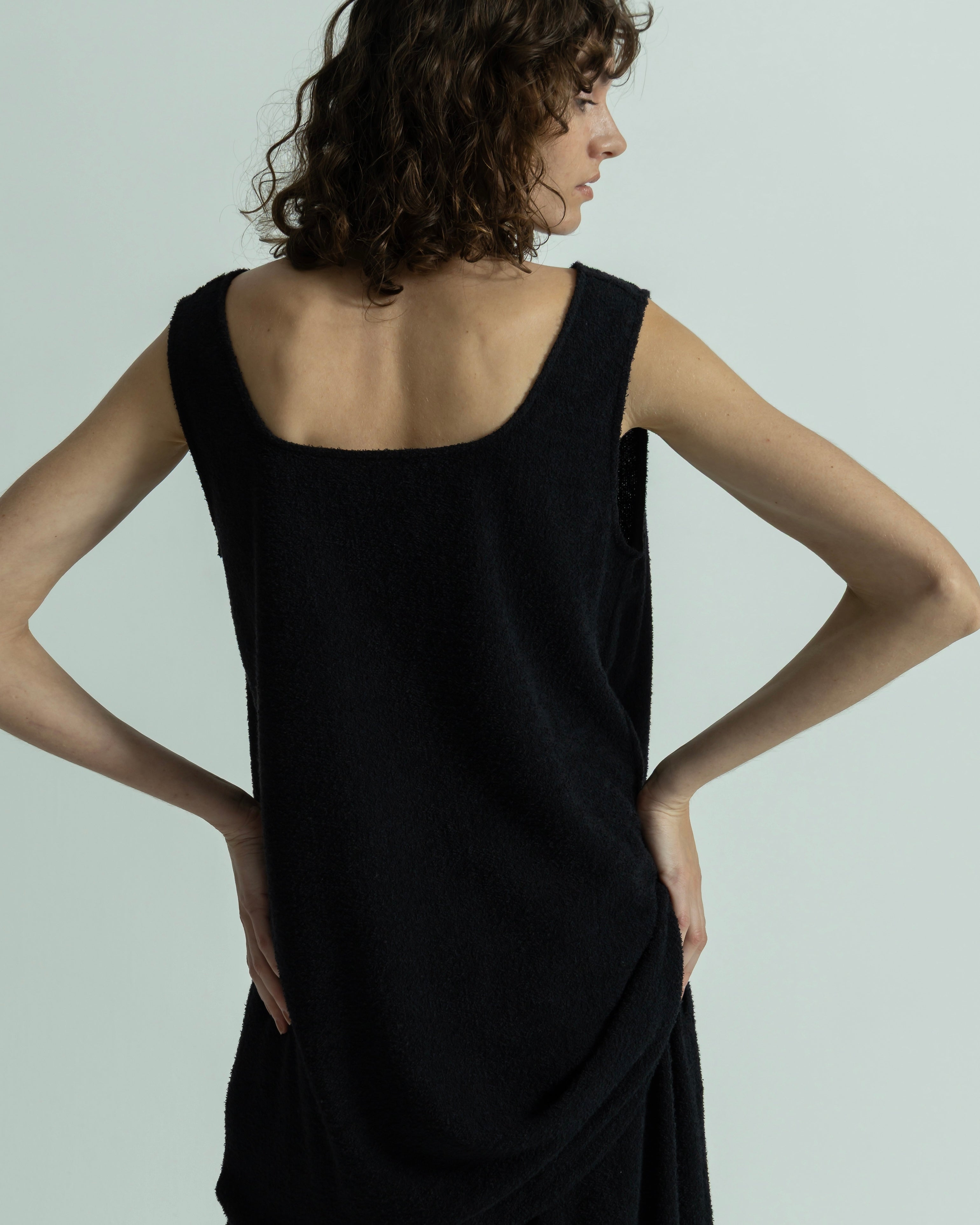LOOP JERSEY NO SLEEVE TOPS(ループジャージーノースリーブドレス)|BIYOMA(ビヨーマ)OFFICIAL ONLINE STORE