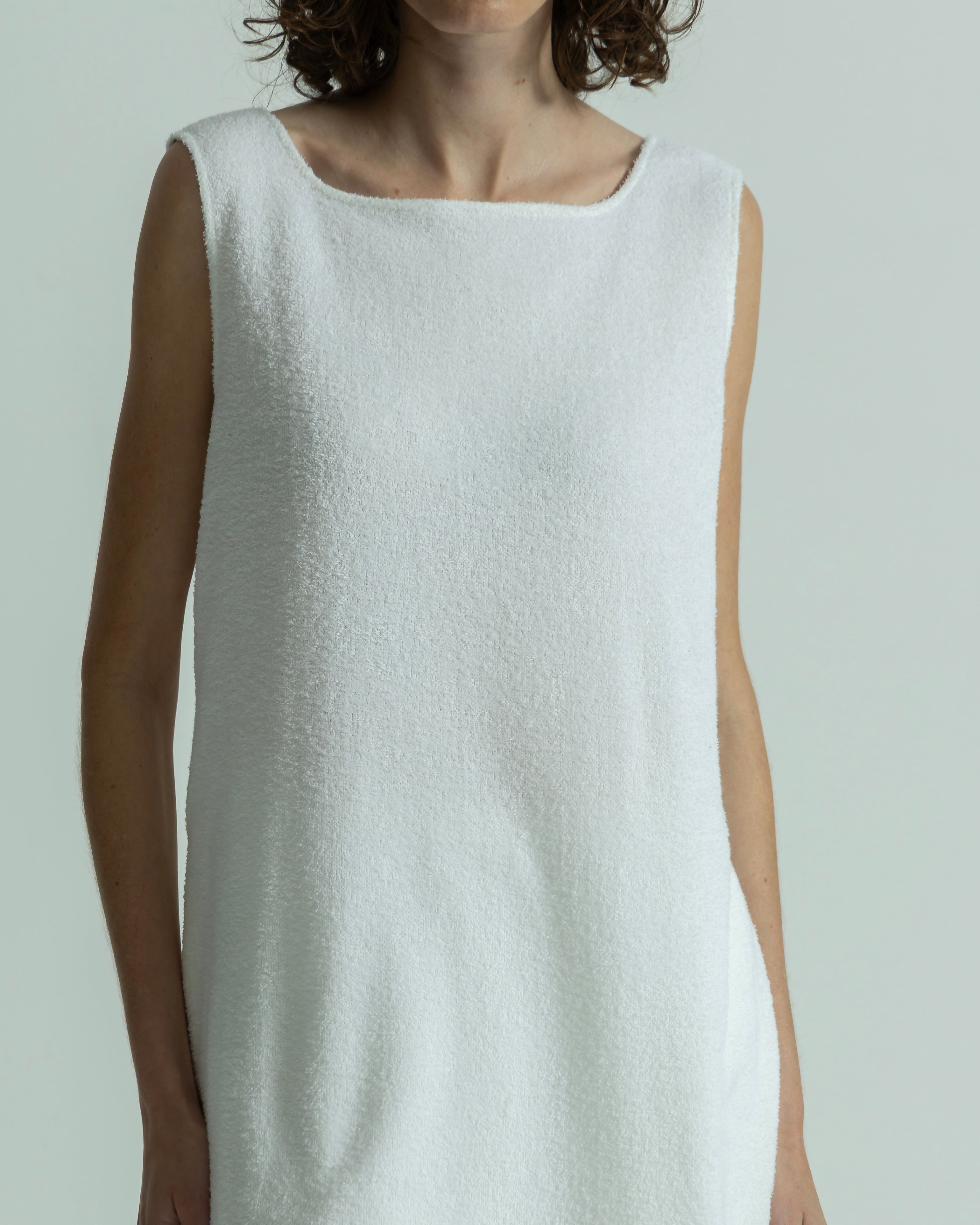 LOOP JERSEY NO SLEEVE TOPS(ループジャージーノースリーブドレス)|BIYOMA(ビヨーマ)OFFICIAL ONLINE STORE