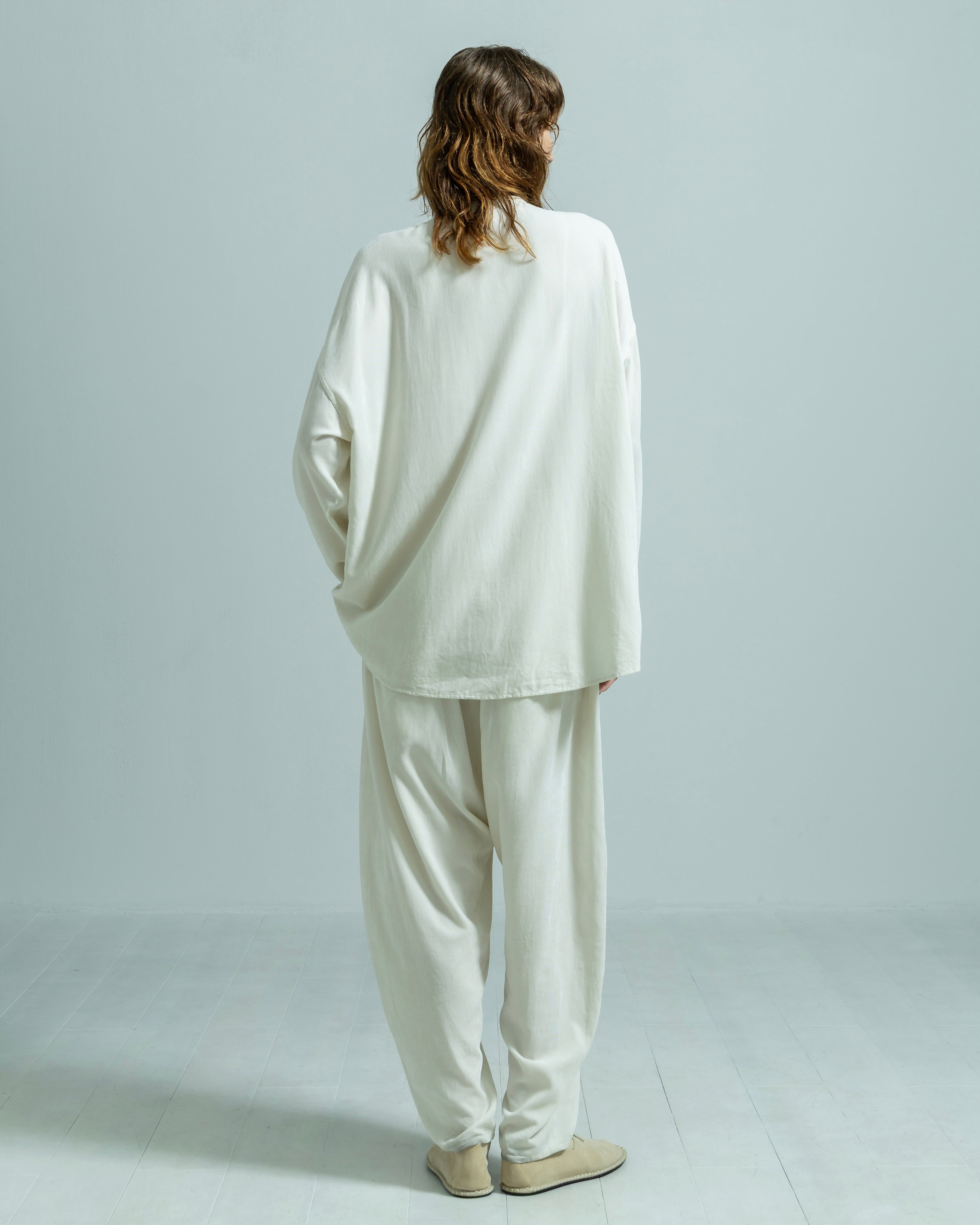 COTTON RAYON CORDUROY NO COLLAR SHIRT(コットンレーヨンコーデュロイノーカラーシャツ)|BIYOMA(ビヨーマ)OFFICIAL ONLINE STORE