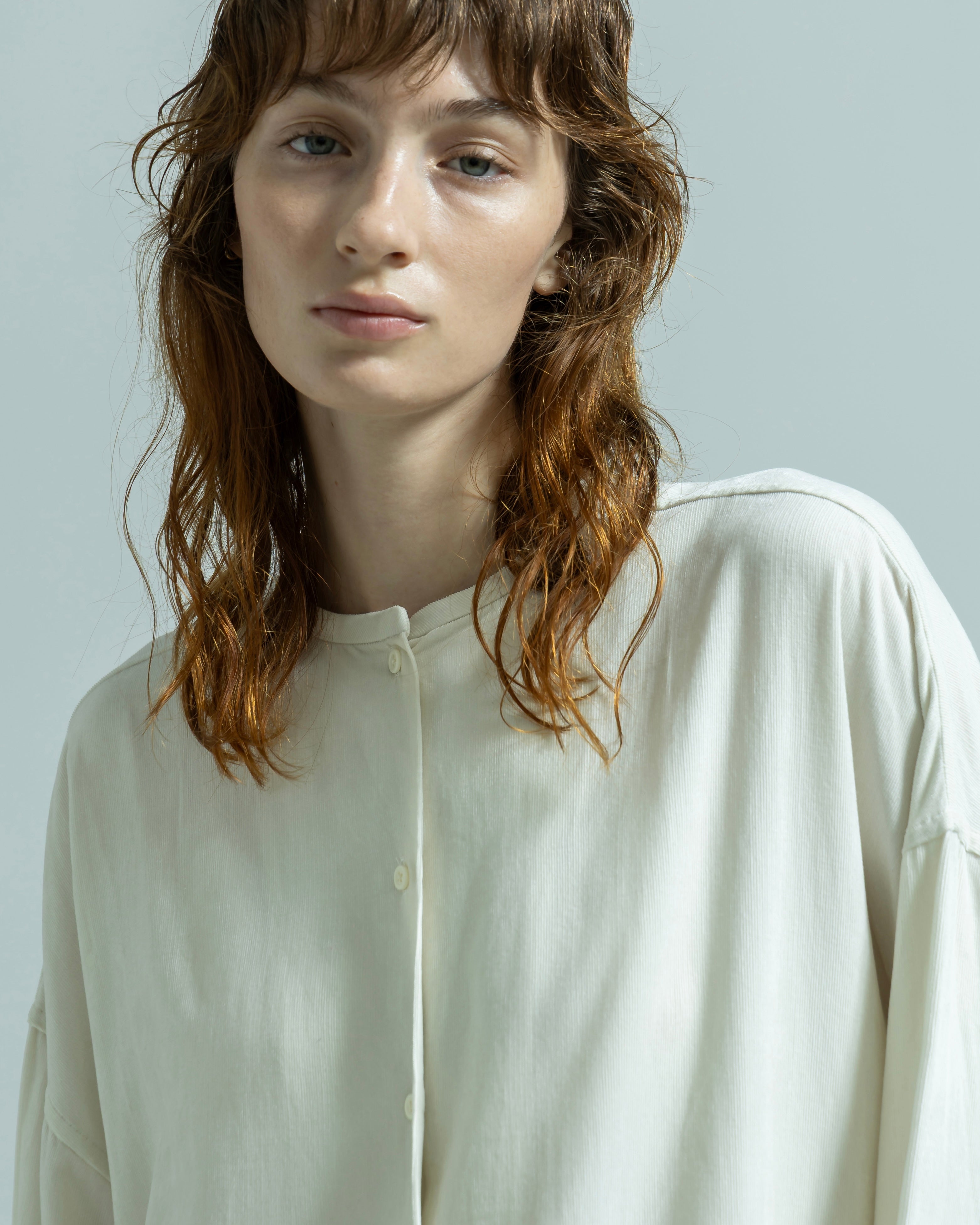 COTTON RAYON CORDUROY NO COLLAR SHIRT(コットンレーヨンコーデュロイノーカラーシャツ)|BIYOMA(ビヨーマ)OFFICIAL ONLINE STORE
