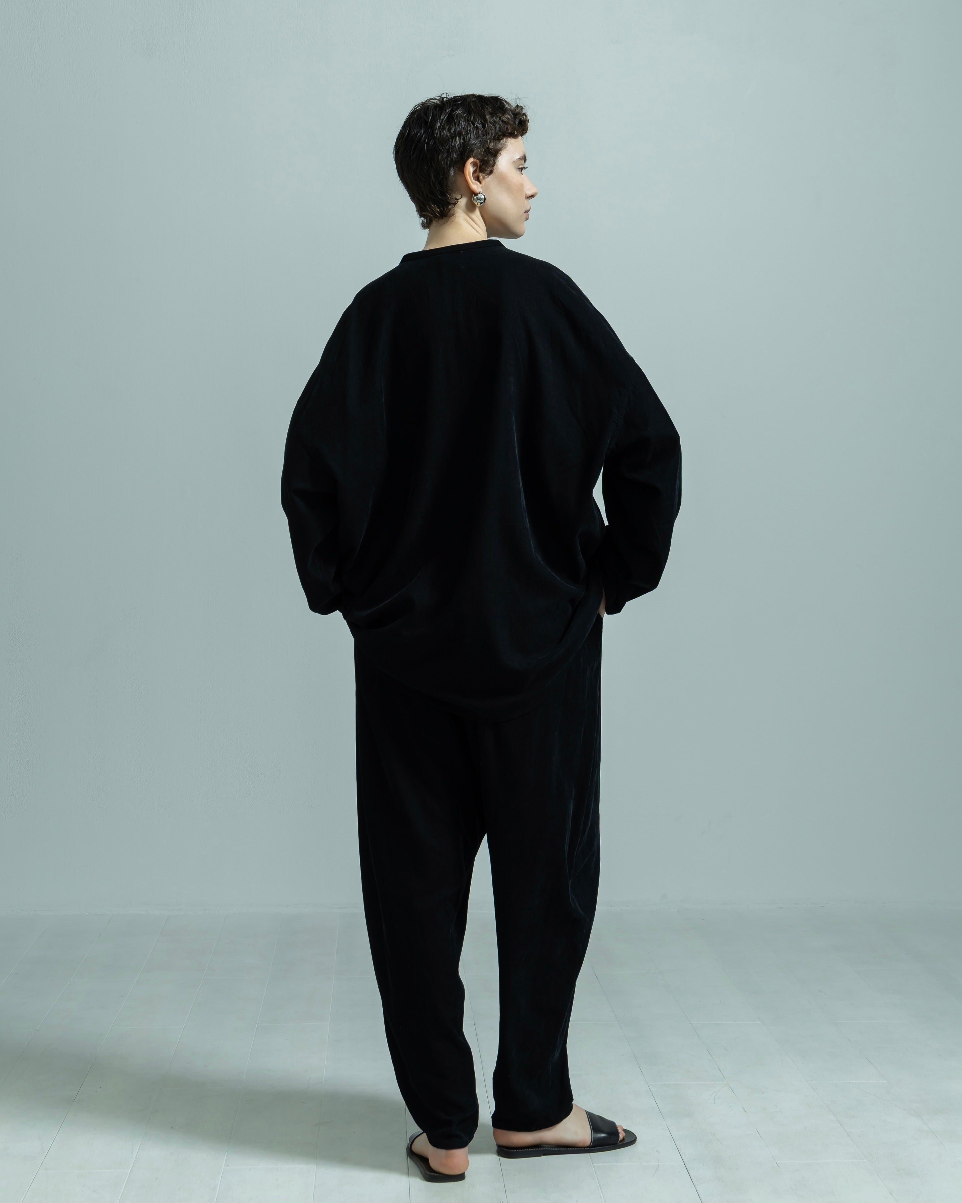 COTTON RAYON CORDUROY NO COLLAR SHIRT(コットンレーヨンコーデュロイノーカラーシャツ)|BIYOMA(ビヨーマ)OFFICIAL ONLINE STORE