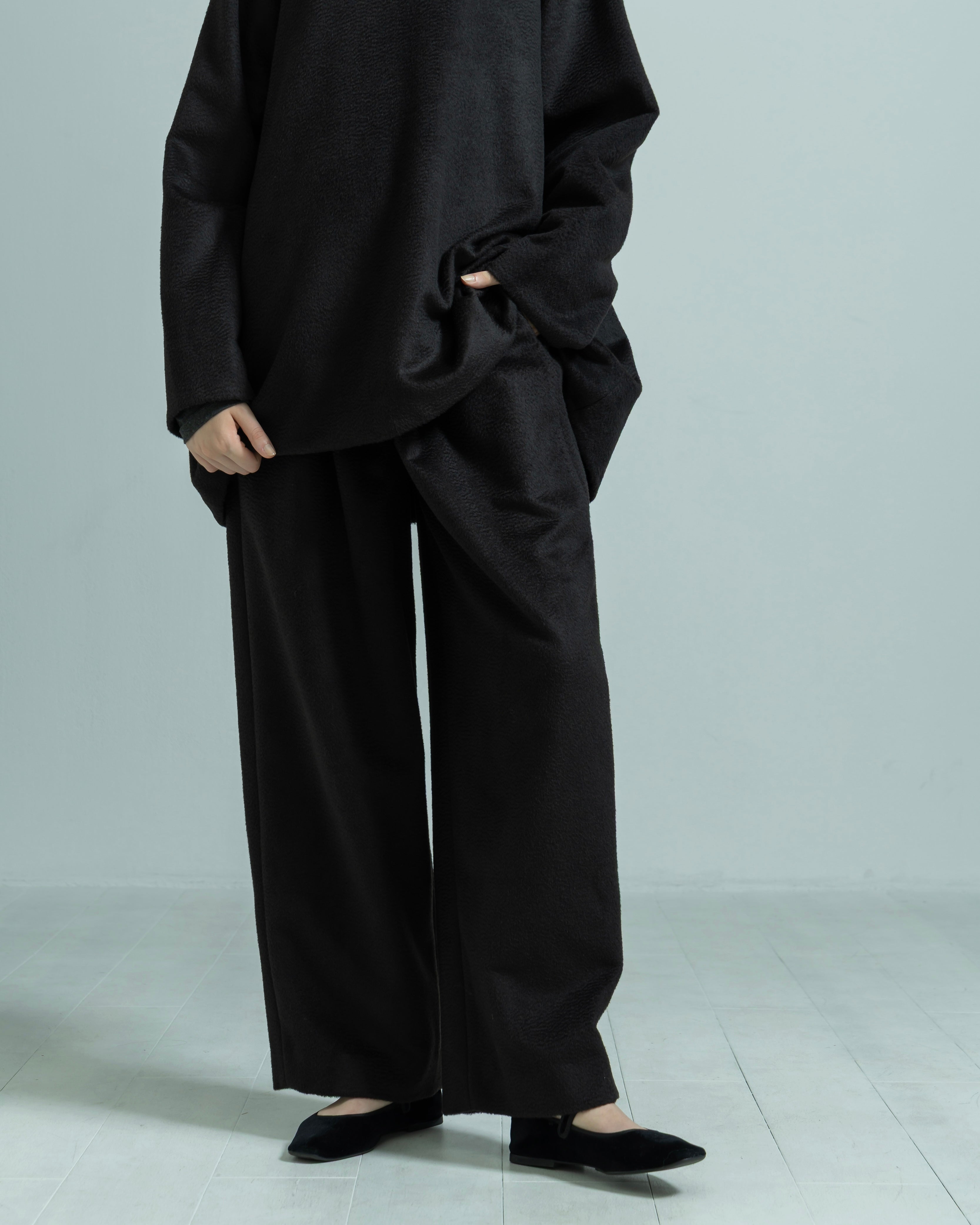 CAMEL WOOL RELAX PANTS(キャメルウールリラックスパンツ)|BIYOMA(ビヨーマ)OFFICIAL ONLINE STORE