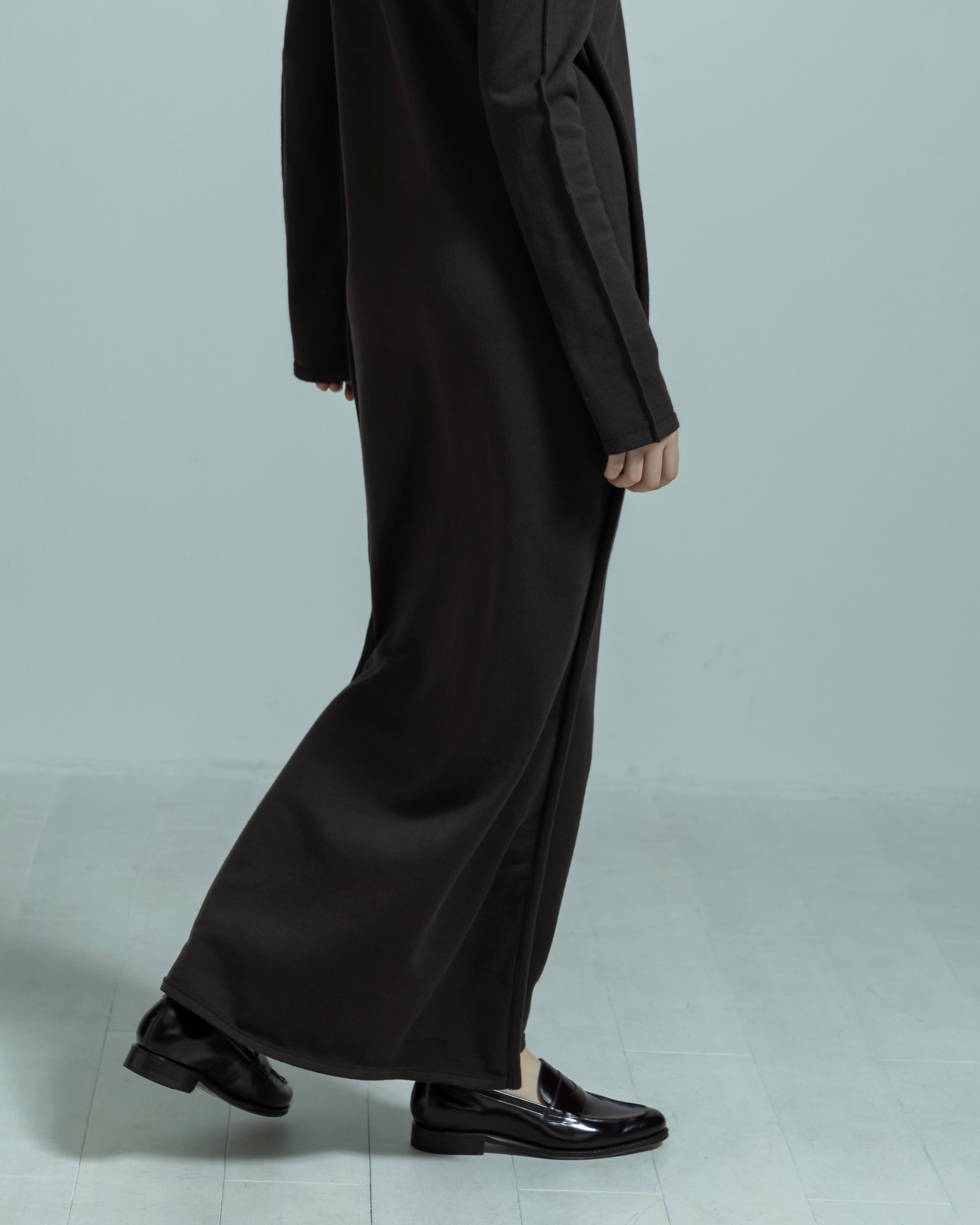 COTTON SILK LONG KNIT DRESS(コットンシルクロングニットドレス)|BIYOMA(ビヨーマ)OFFICIAL ONLINE STORE