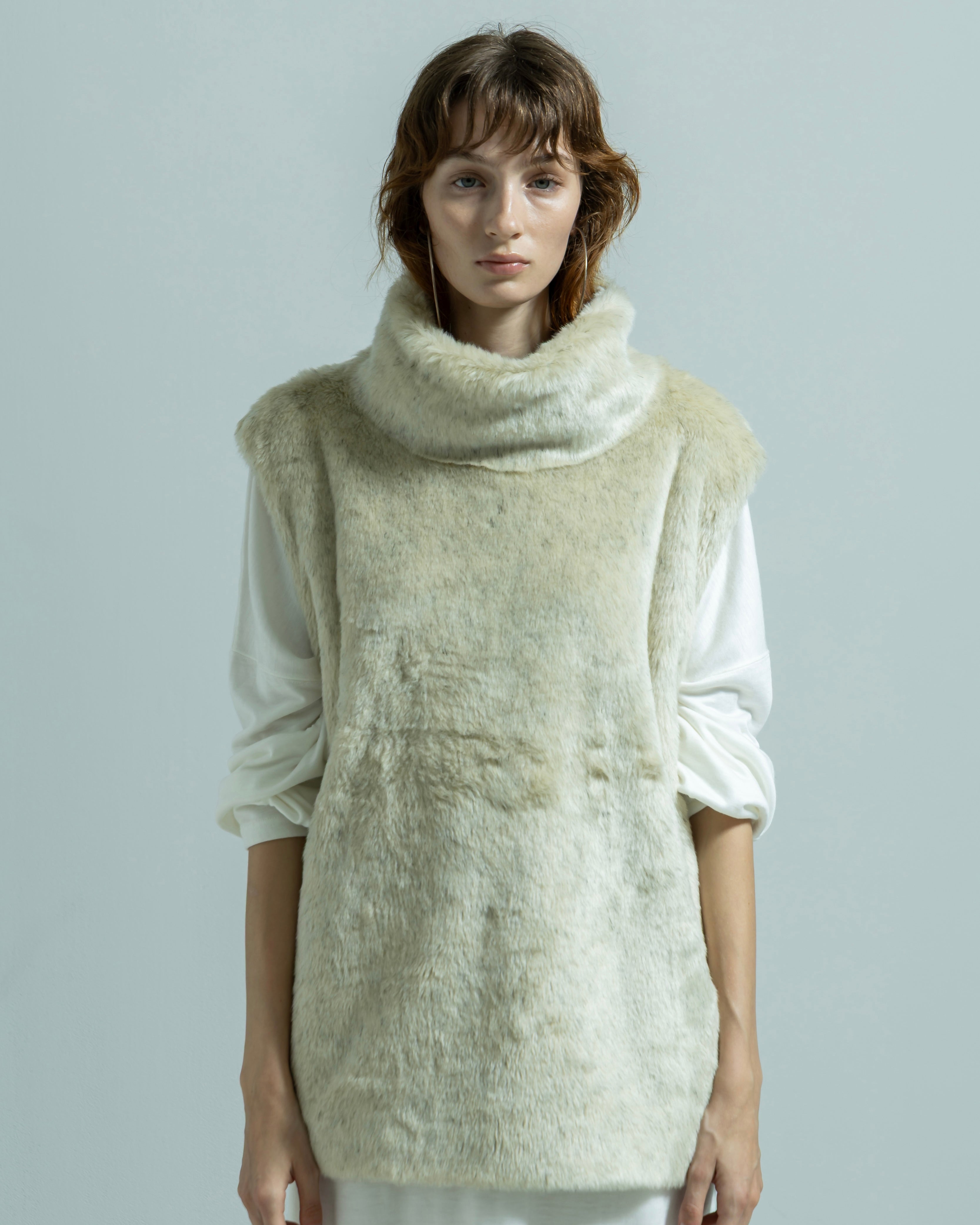 ECO FUR NO SLEEVE VEST（エコファーノースリーブベスト）｜BIYOMA