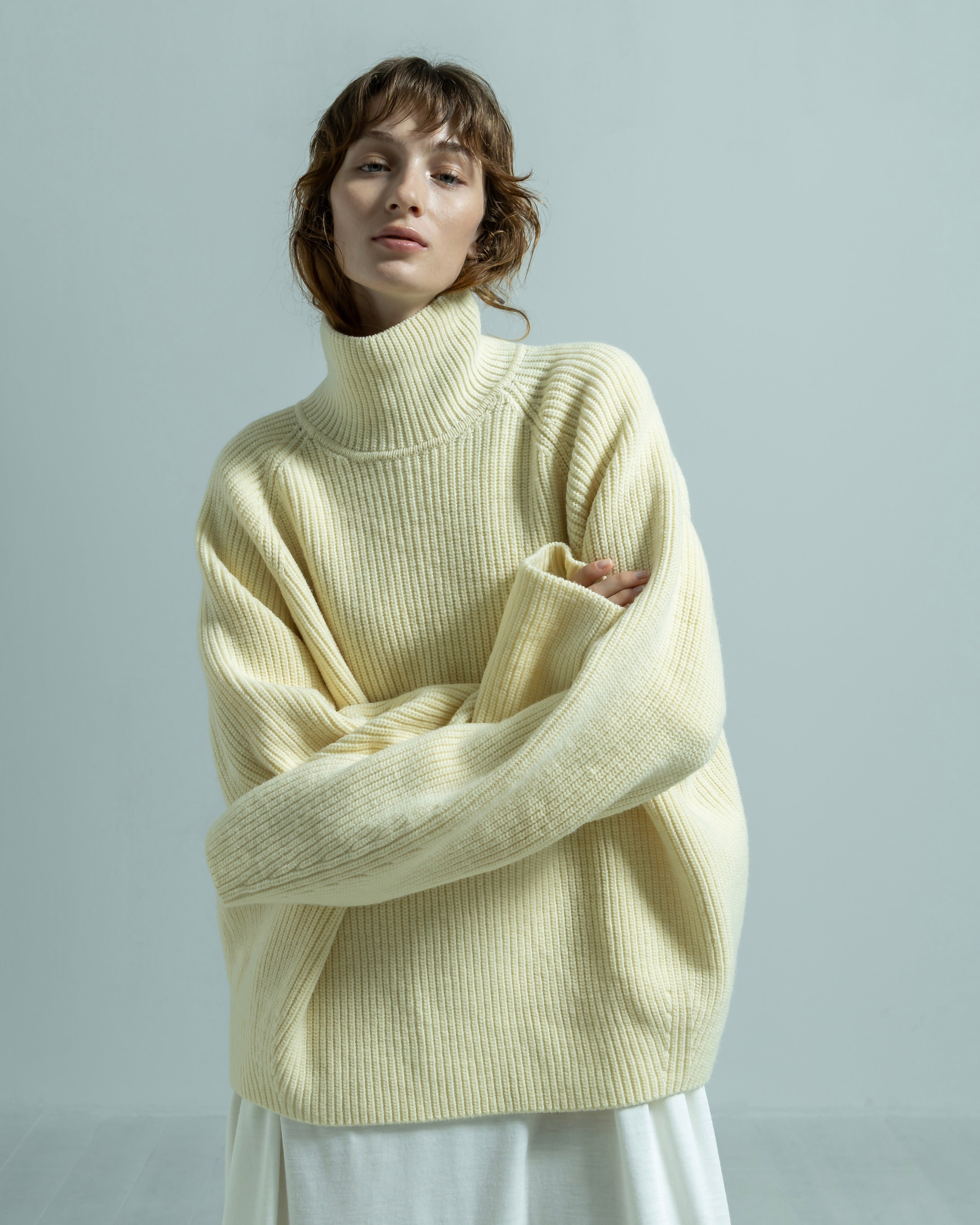 WOOL RIB KNIT TURTLENECK PULLOVER（ウールリブニットタートルネックプルオーバー）｜BIYOMA（ビヨーマ）OFFICIAL ONLINE STORE