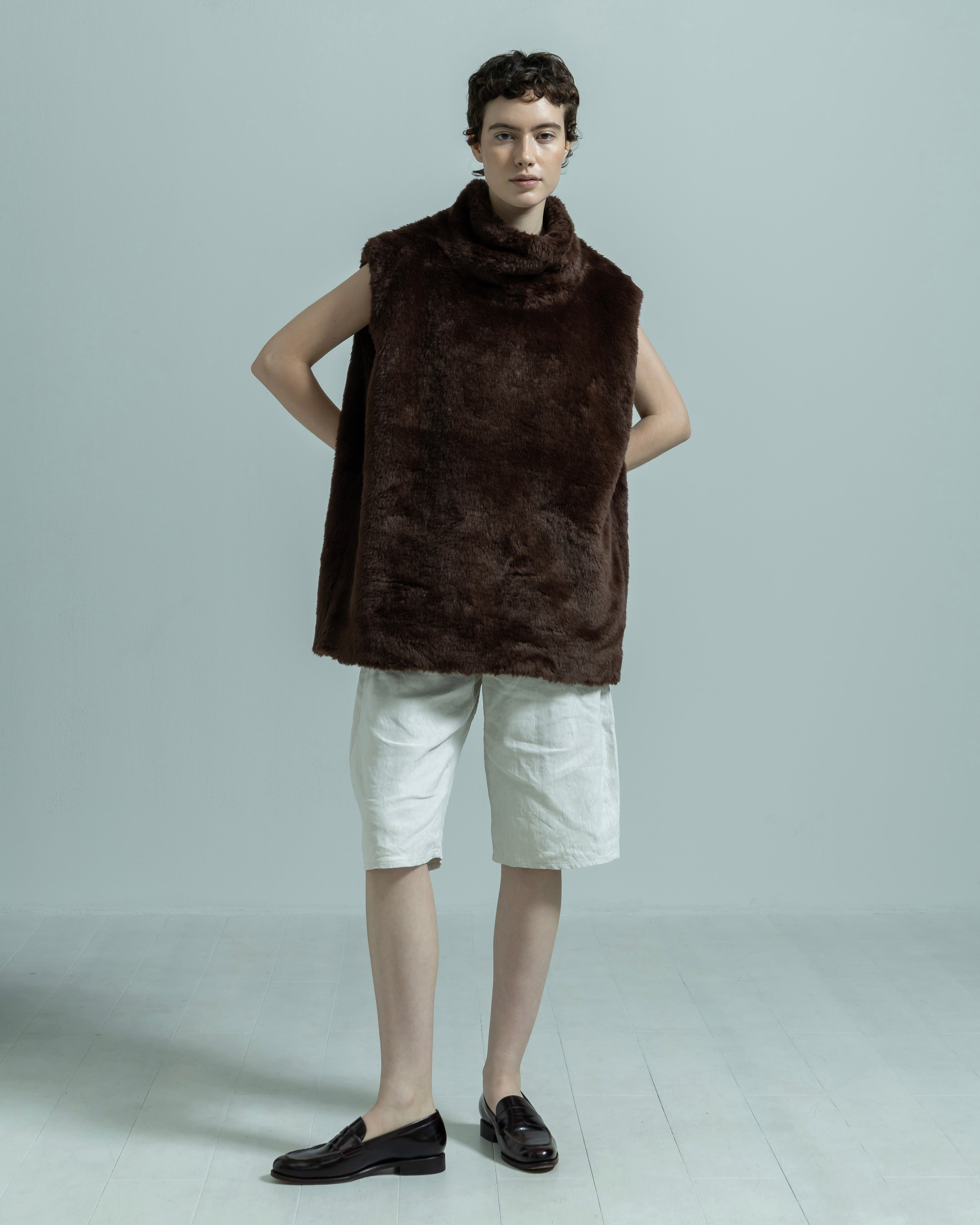 ECO FUR NO SLEEVE VEST（エコファーノースリーブベスト）｜BIYOMA