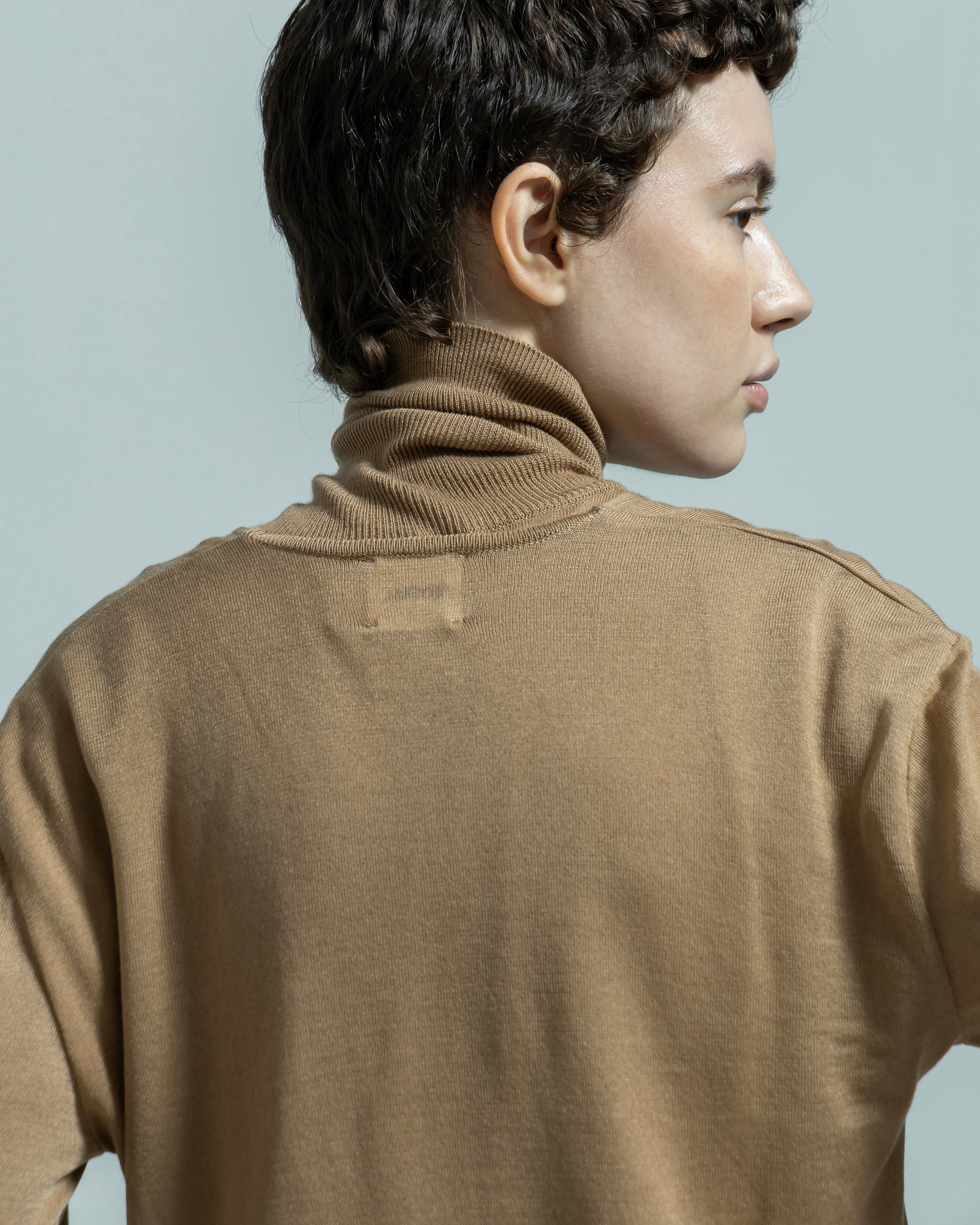 LYOCELL CASHMERE TURTLENECK KNIT PULLOVER（リヨセルカシミヤ