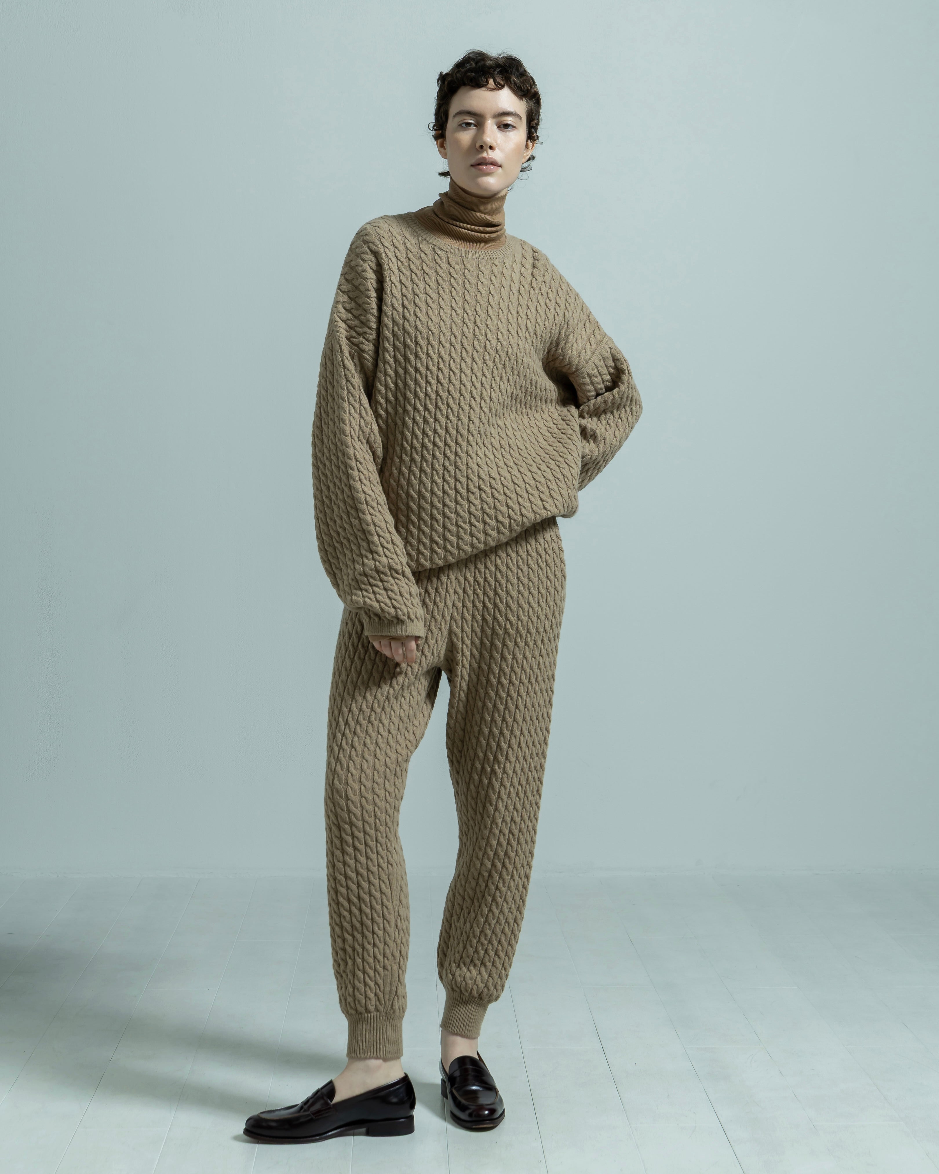 WOOL NYLON CABLE KNIT PULLOVER（ウールナイロンケーブルニットプルオーバー）｜BIYOMA（ビヨーマ）OFFICIAL ONLINE STORE