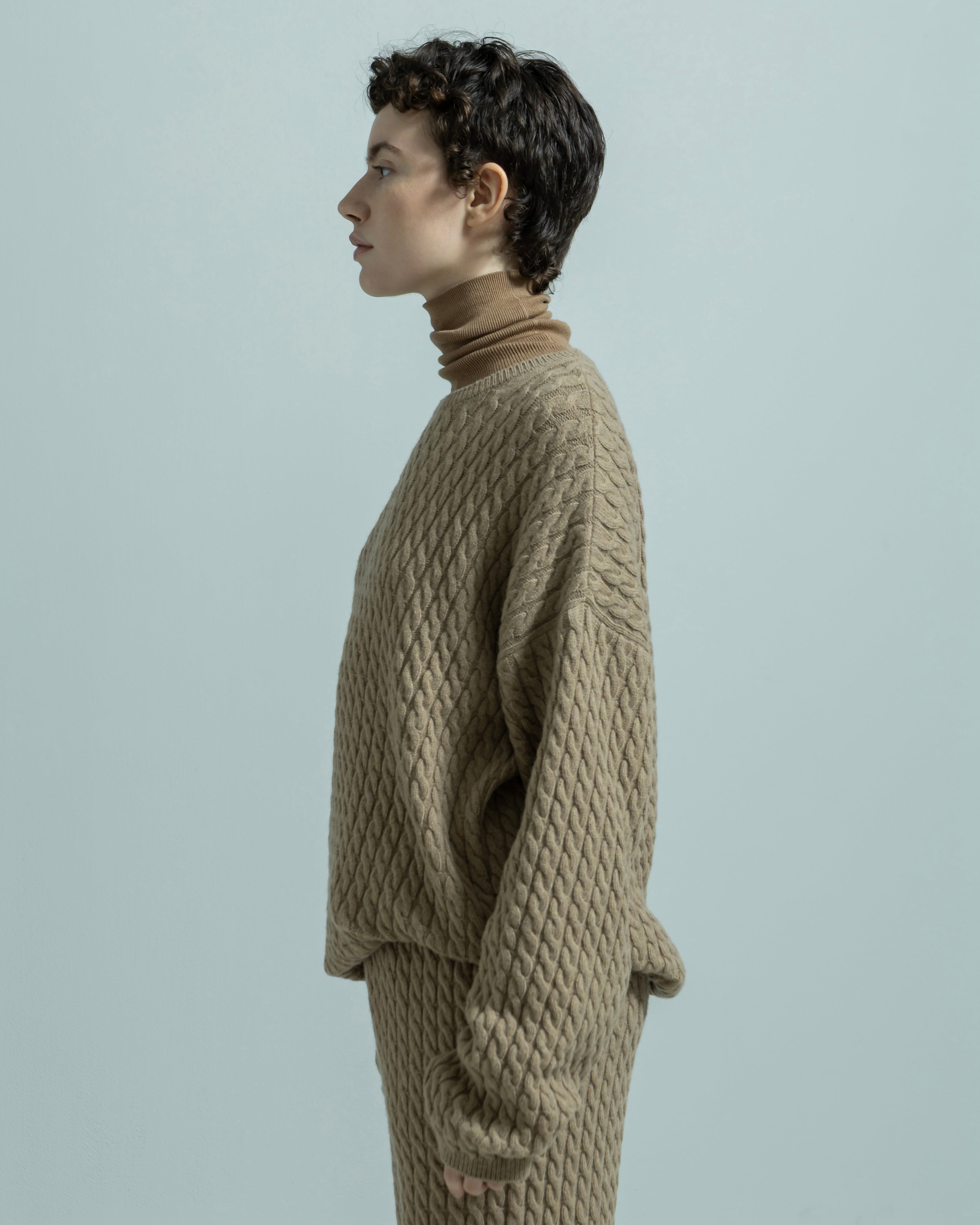 WOOL NYLON CABLE KNIT PULLOVER（ウールナイロンケーブルニットプルオーバー）｜BIYOMA（ビヨーマ）OFFICIAL ONLINE STORE