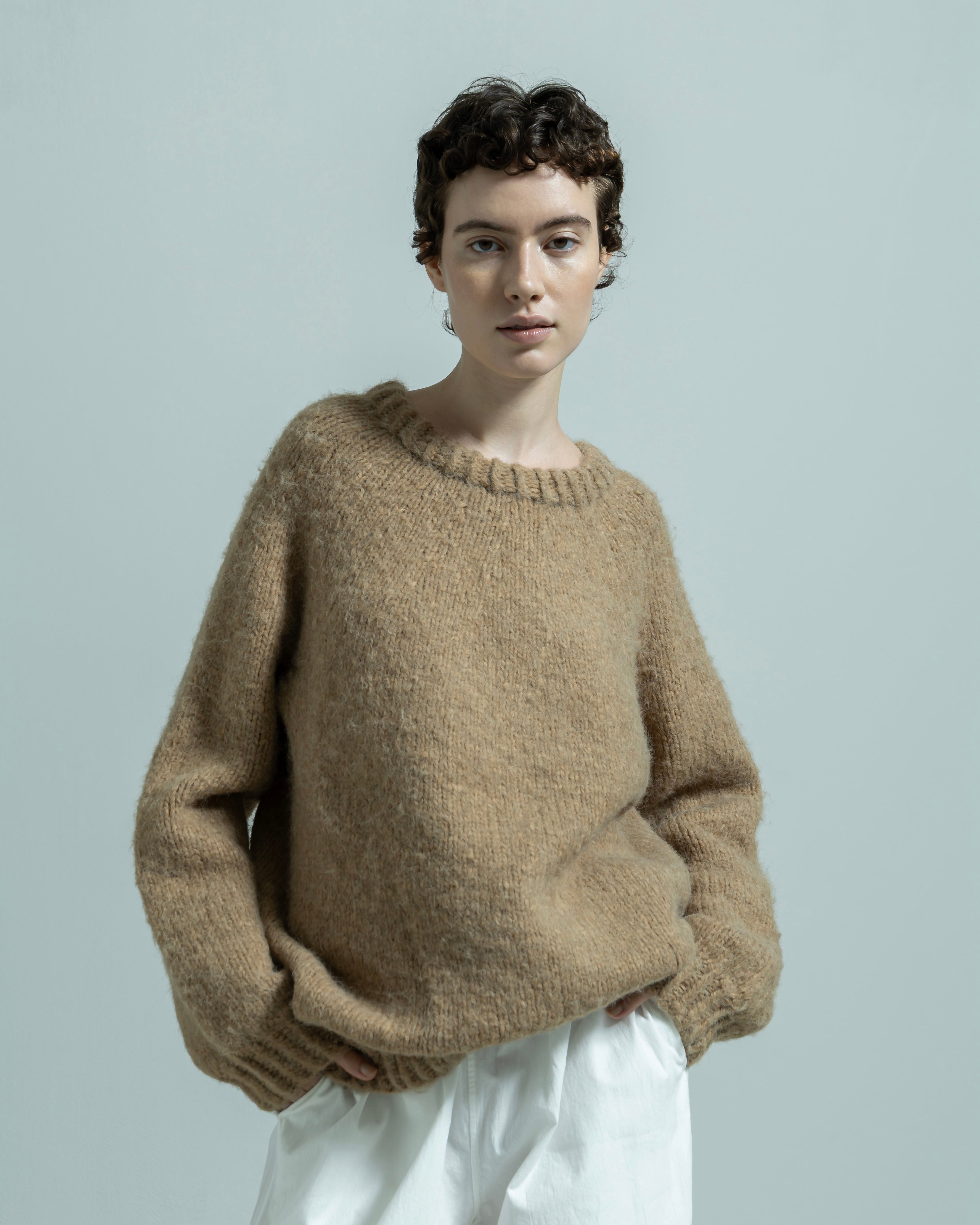 NYLON ACRYLIC HAND KNIT PULLOVER（ナイロンアクリルニットハンドニットプルオーバー）｜BIYOMA（ビヨーマ）OFFICIAL ONLINE STORE