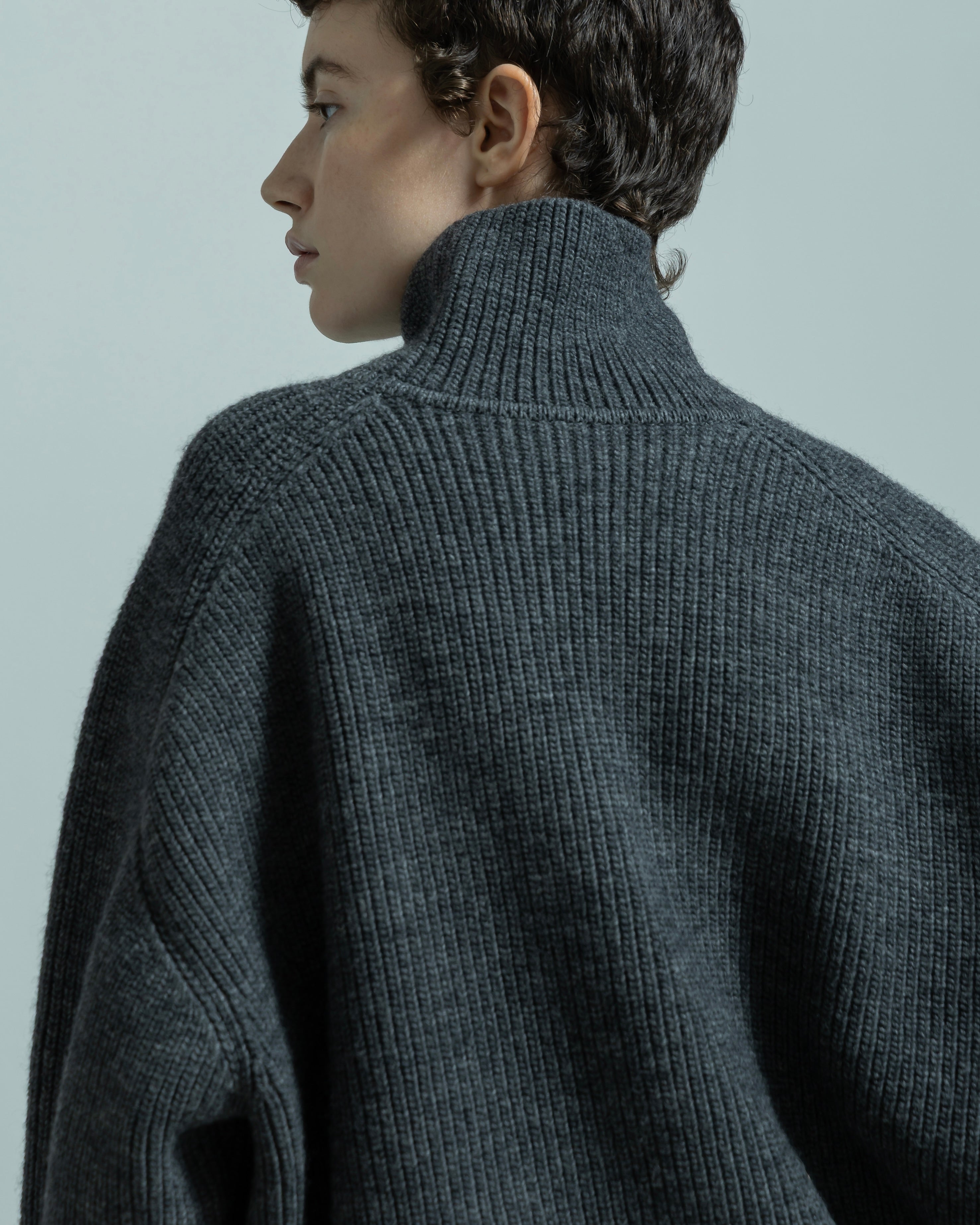 WOOL RIB KNIT TURTLENECK PULLOVER（ウールリブニットタートルネックプルオーバー）｜BIYOMA（ビヨーマ）OFFICIAL ONLINE STORE
