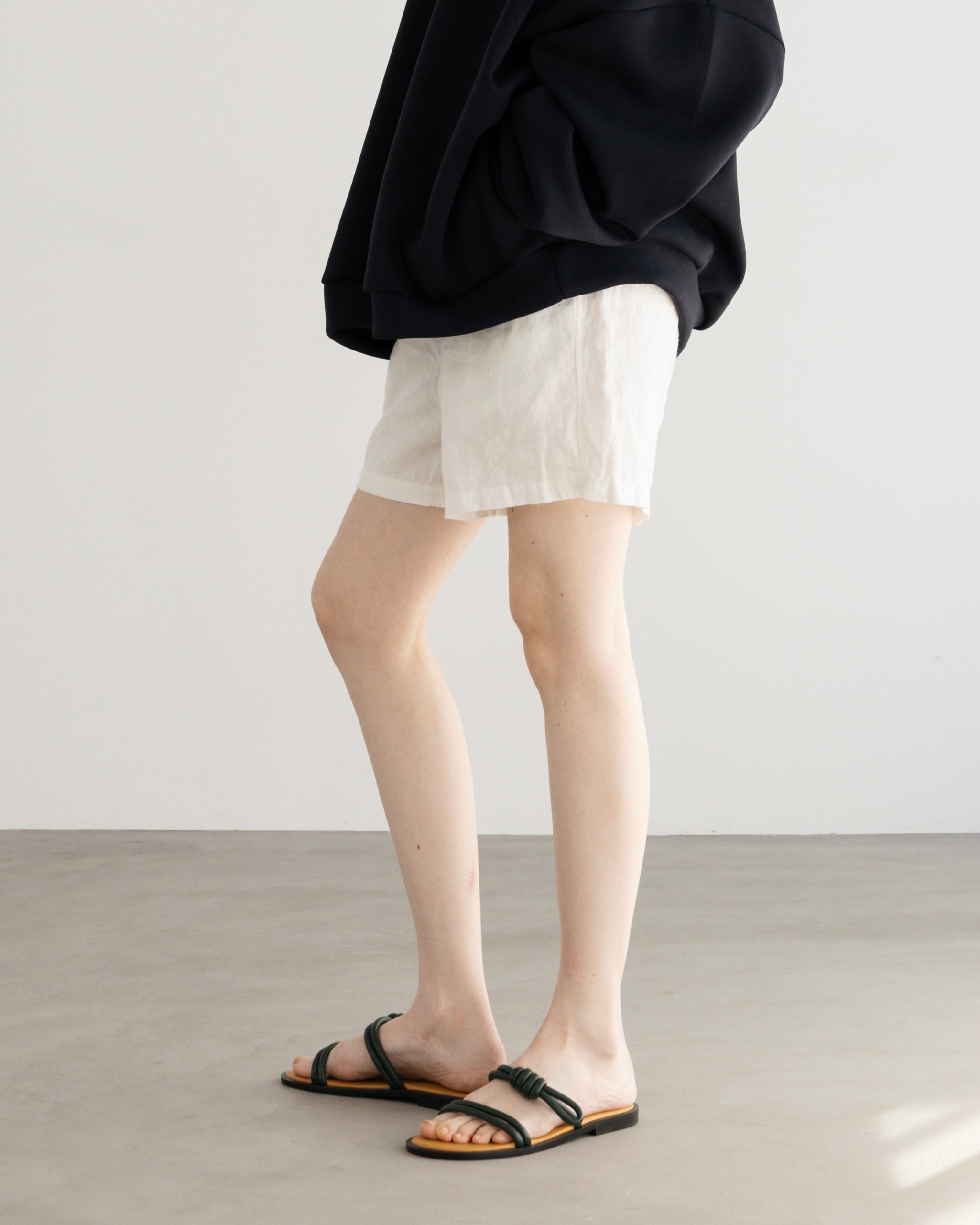 LINEN RELAX SHORTS（リネンリラックスショーツ）｜BIYOMA（ビヨーマ）OFFICIAL ONLINE STORE