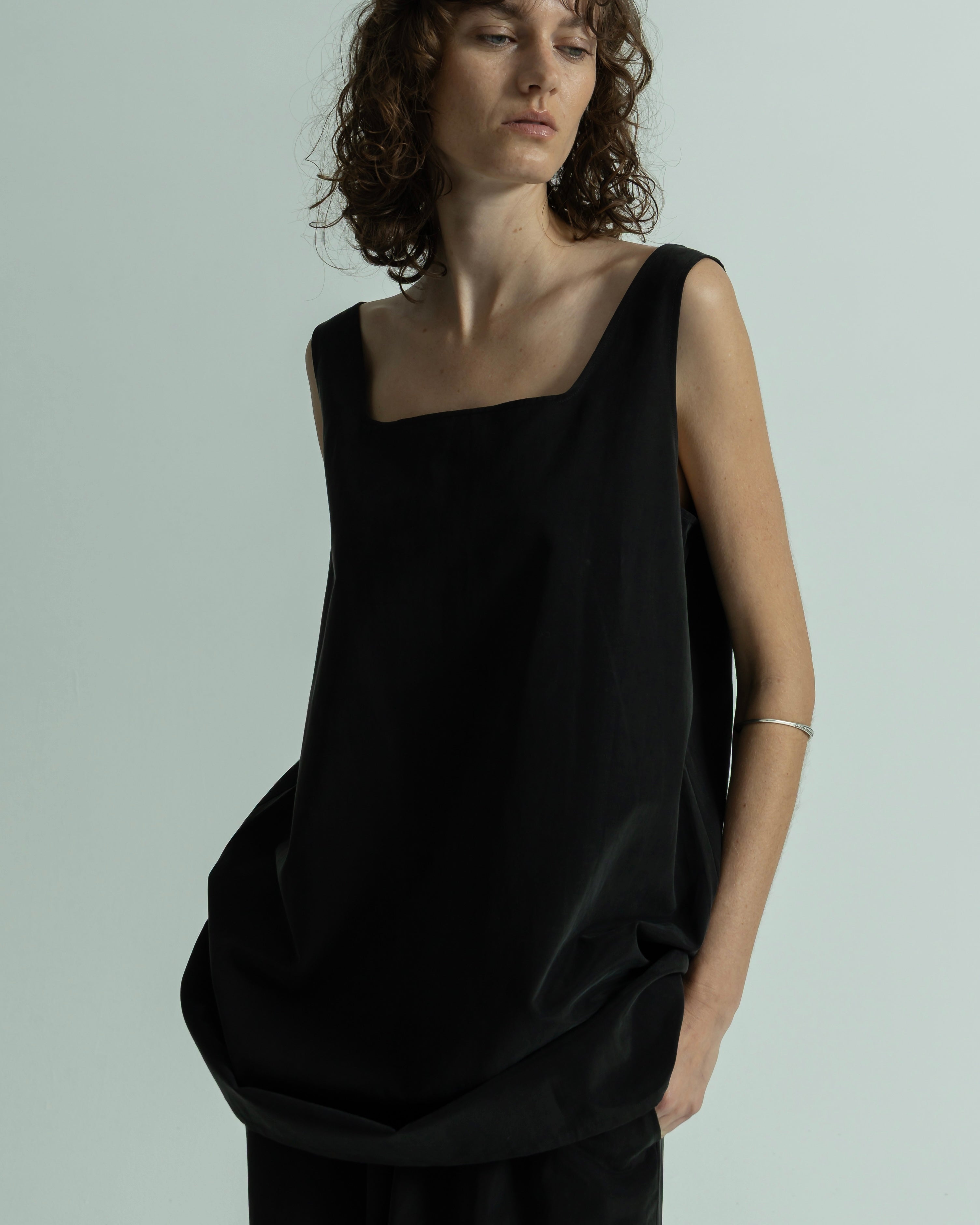 CUPRO COTTON NO SLEEVE TOPS（キュプラノースリーブトップス