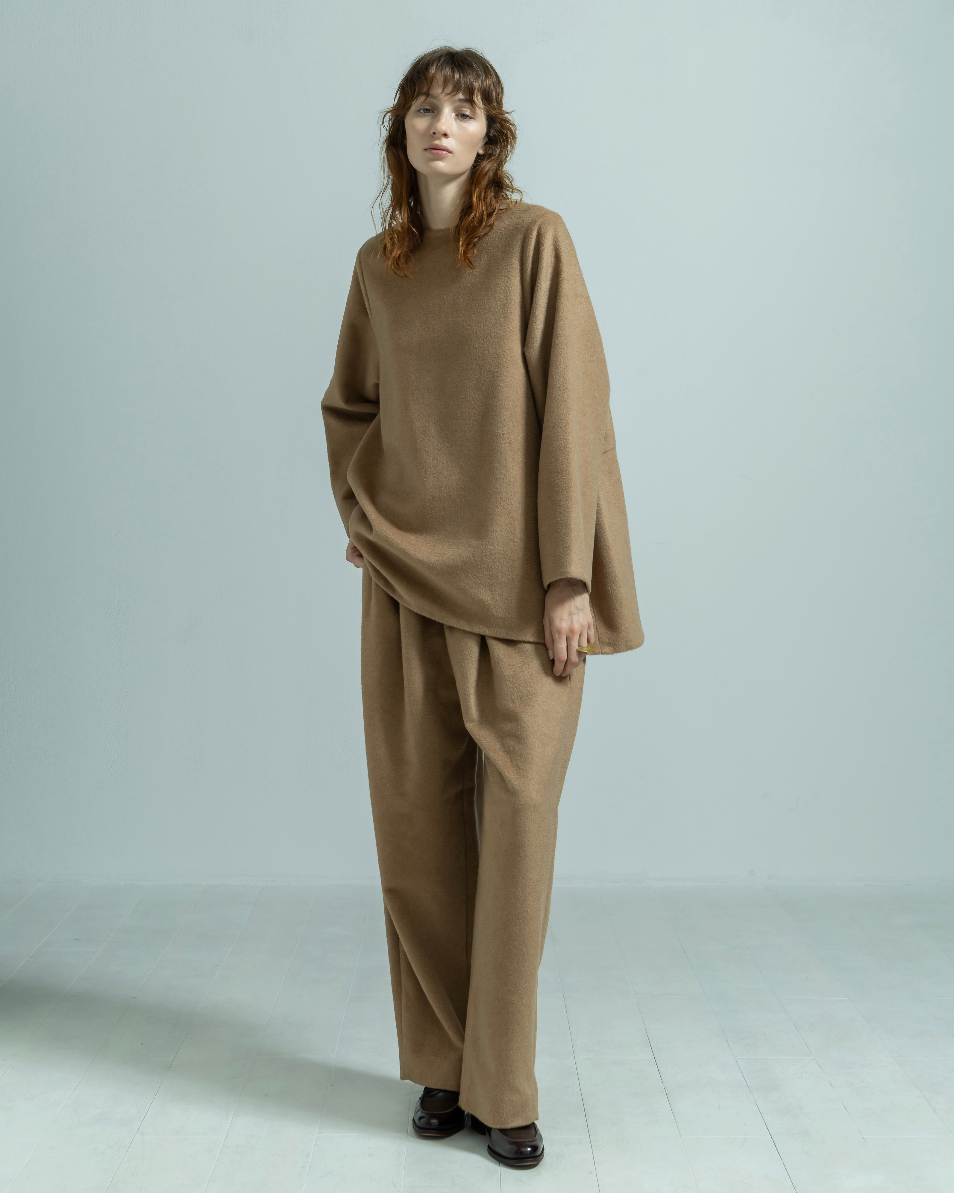 CAMEL WOOL RELAX PULLOVER（キャメルウールリラックスプルオーバー）｜BIYOMA（ビヨーマ）OFFICIAL ONLINE STORE