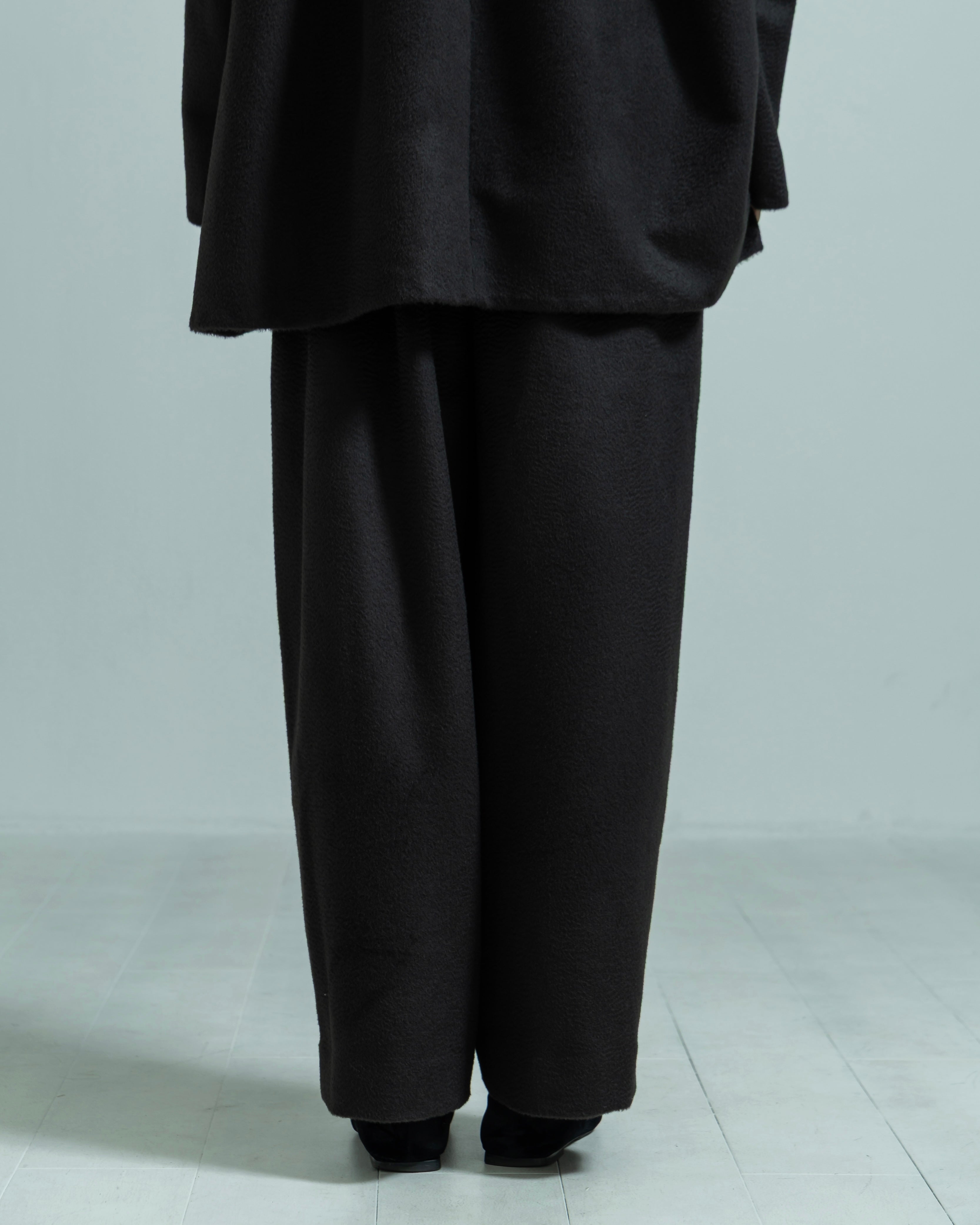 CAMEL WOOL RELAX PANTS（キャメルウールリラックスパンツ）｜BIYOMA（ビヨーマ）OFFICIAL ONLINE STORE