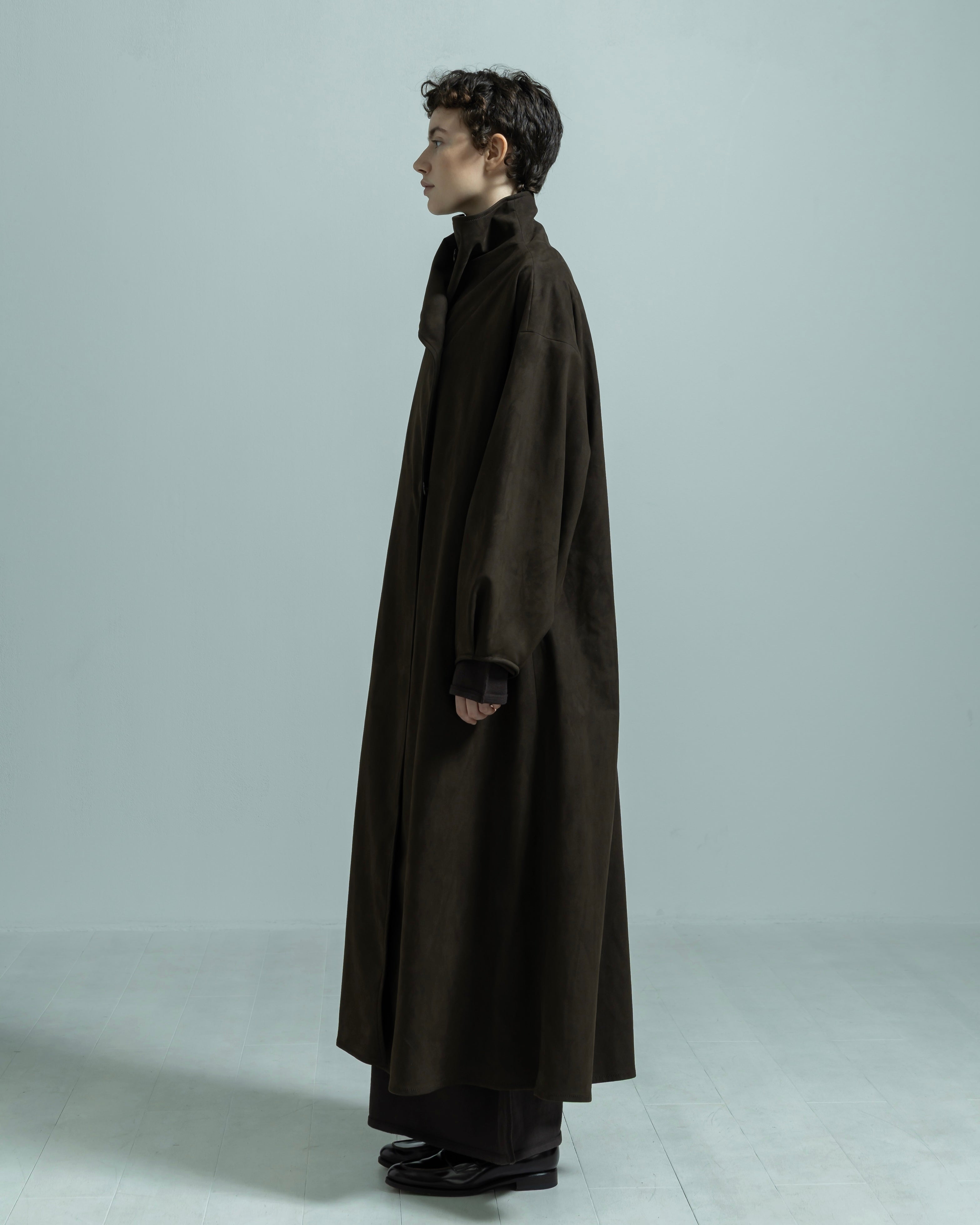ECO SUEDE STAND COLLAR COAT（エコスエードスタンドカラーコート）｜BIYOMA（ビヨーマ）OFFICIAL ONLINE STORE