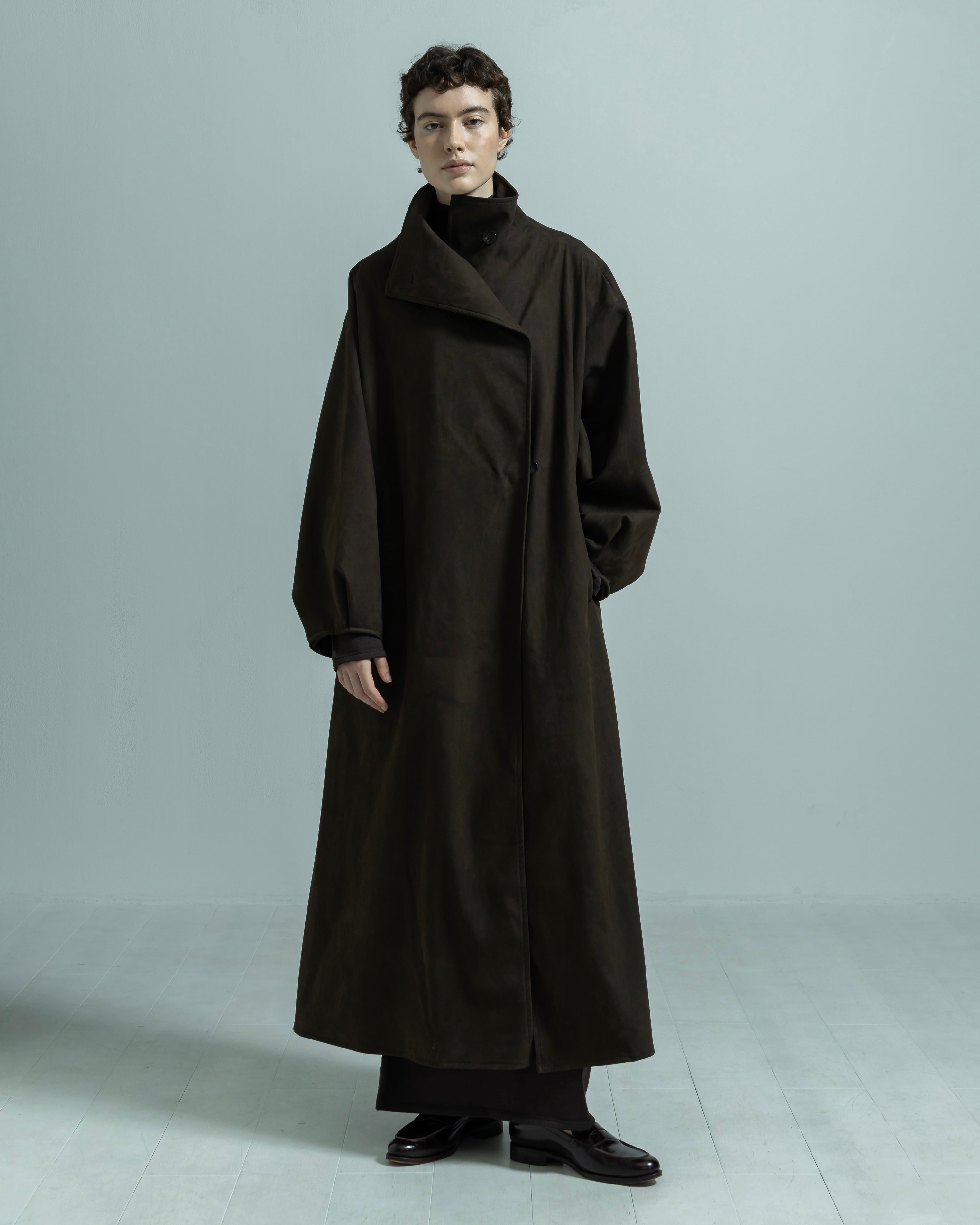 ECO SUEDE STAND COLLAR COAT（エコスエードスタンドカラーコート）｜BIYOMA（ビヨーマ）OFFICIAL ONLINE STORE