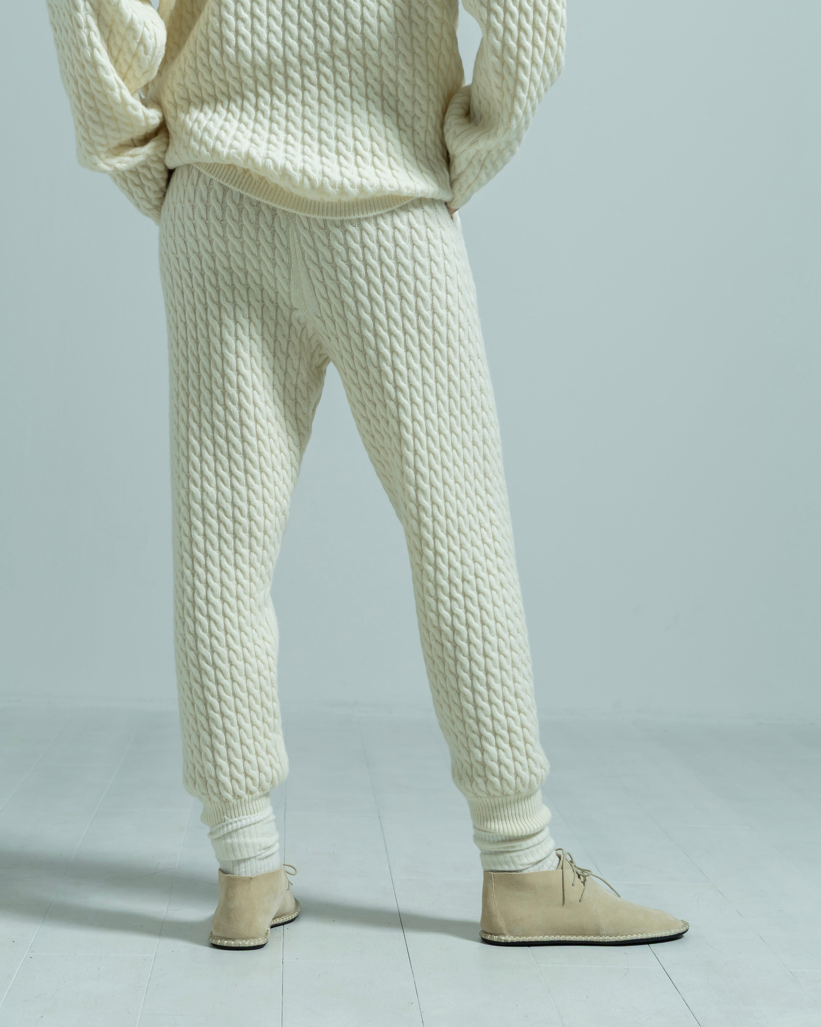 WOOL NYLON CABLE KNIT PANTS（ウールナイロンケーブルニットパンツ）｜BIYOMA（ビヨーマ）OFFICIAL ONLINE STORE